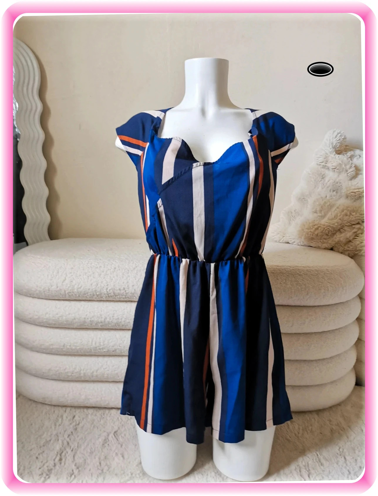Très belle Combi short taille s