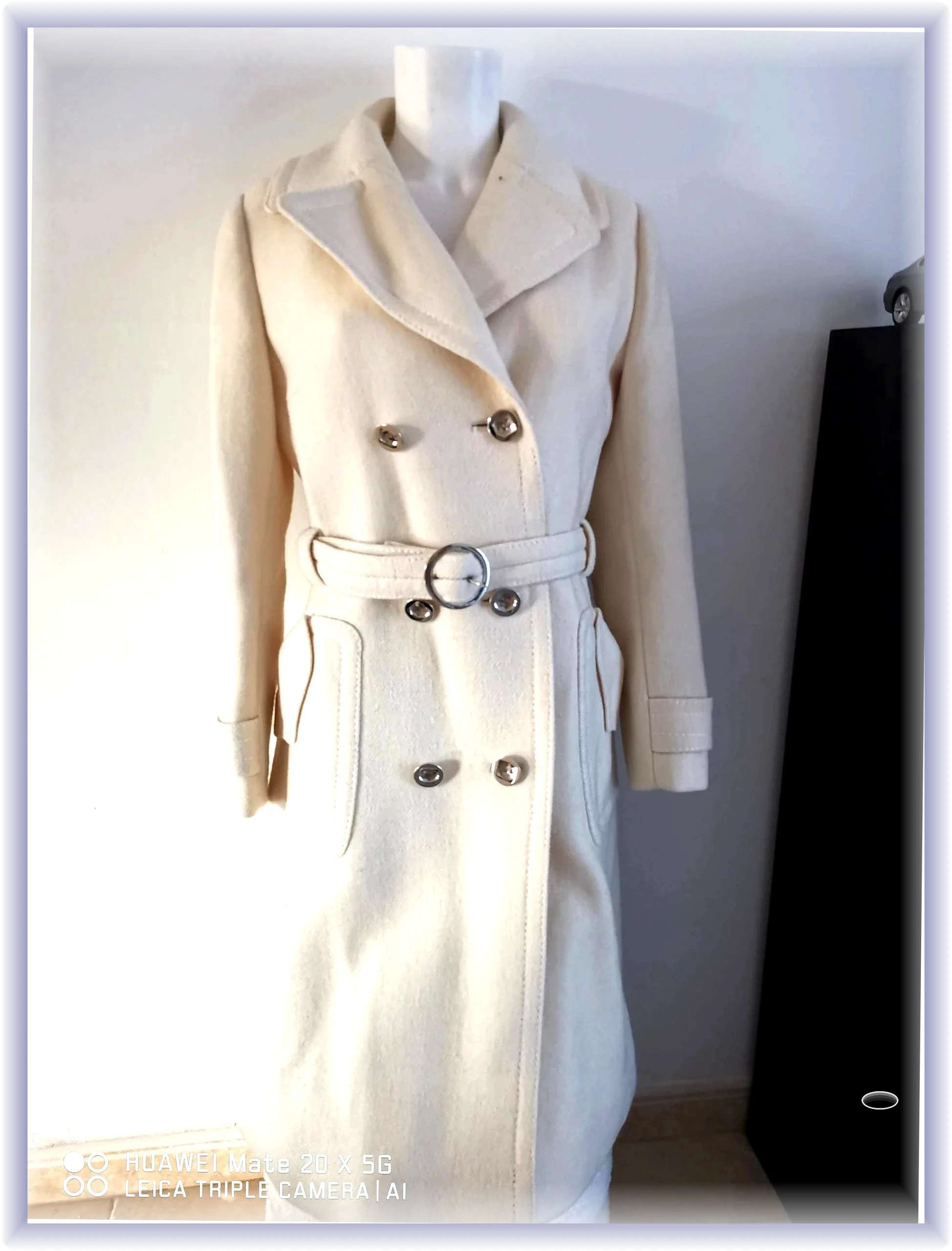 superbe manteau crème fabrication française taille L très belle qualité