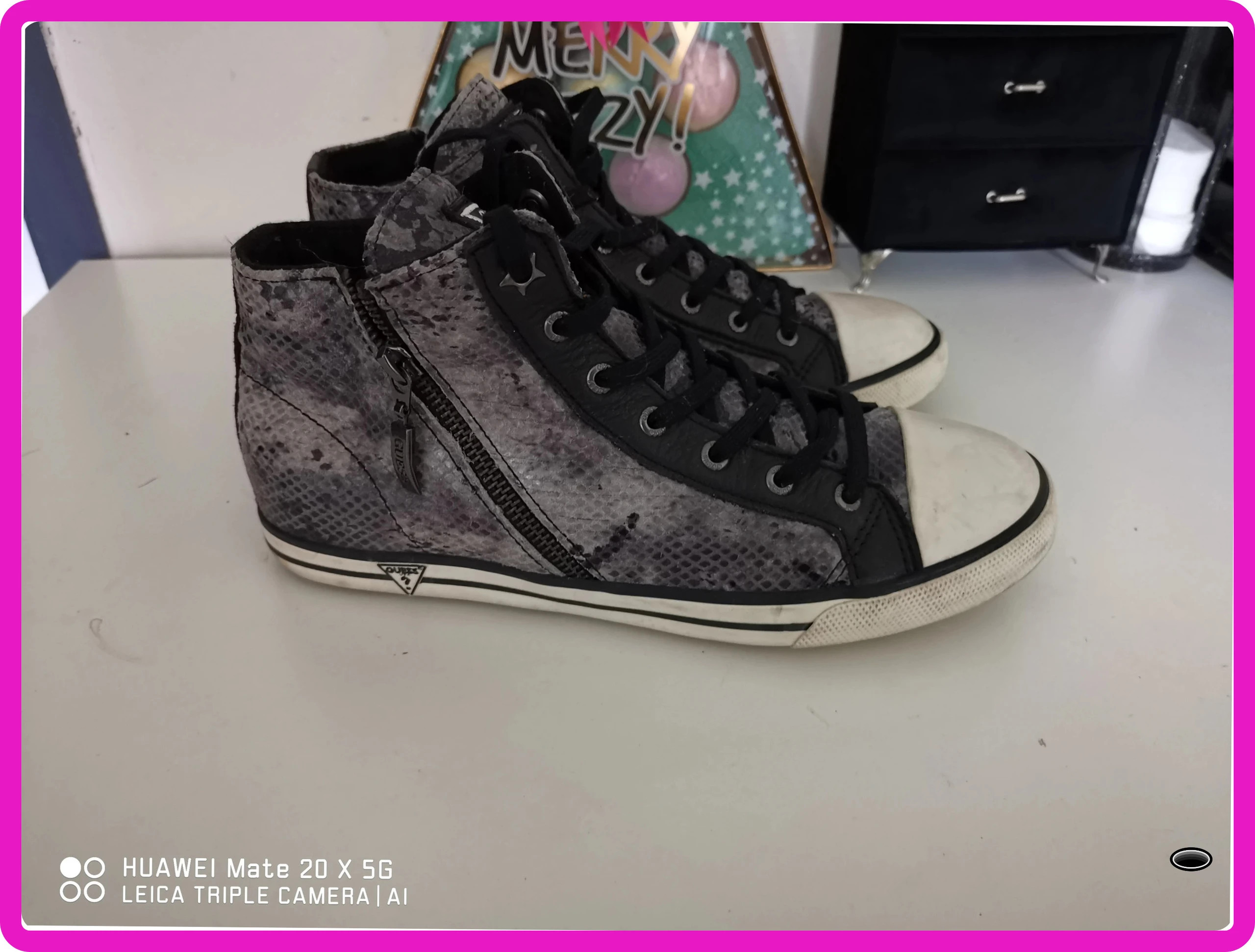basket guess taille 40