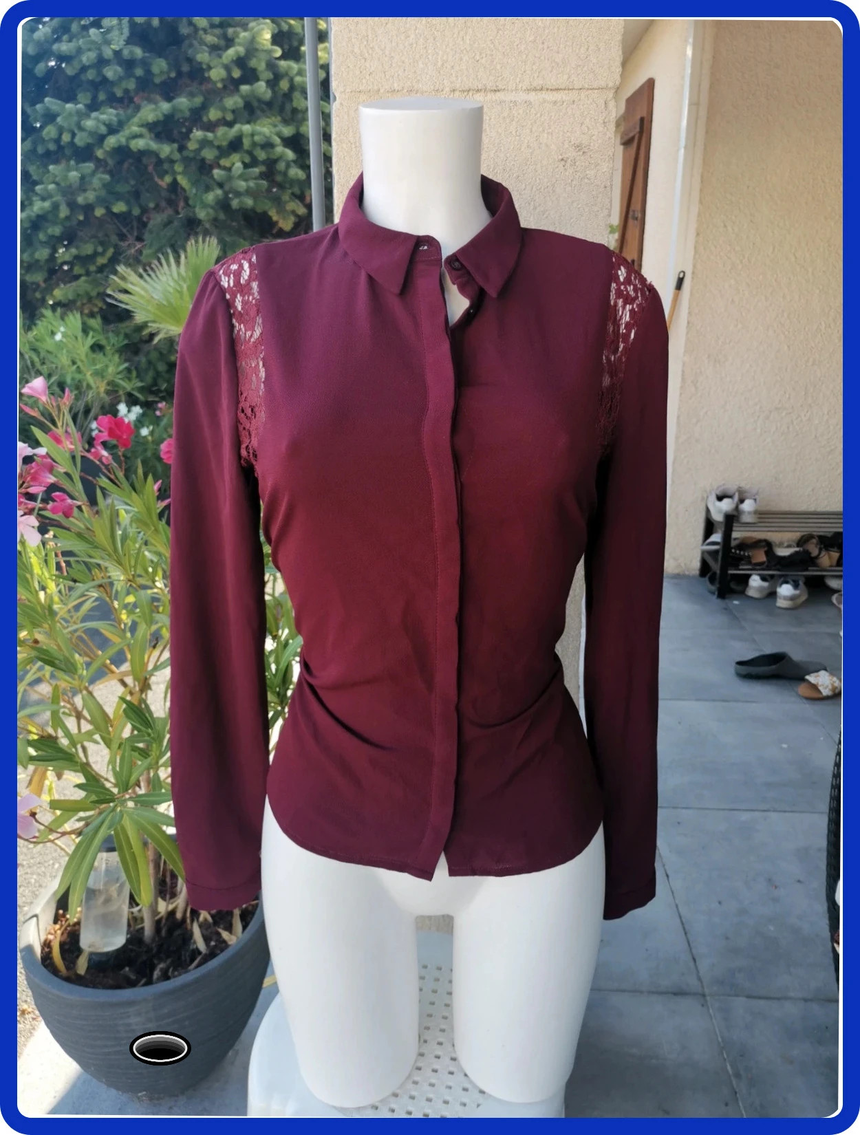 Très jolie chemisier bordeaux naf naf taille 40