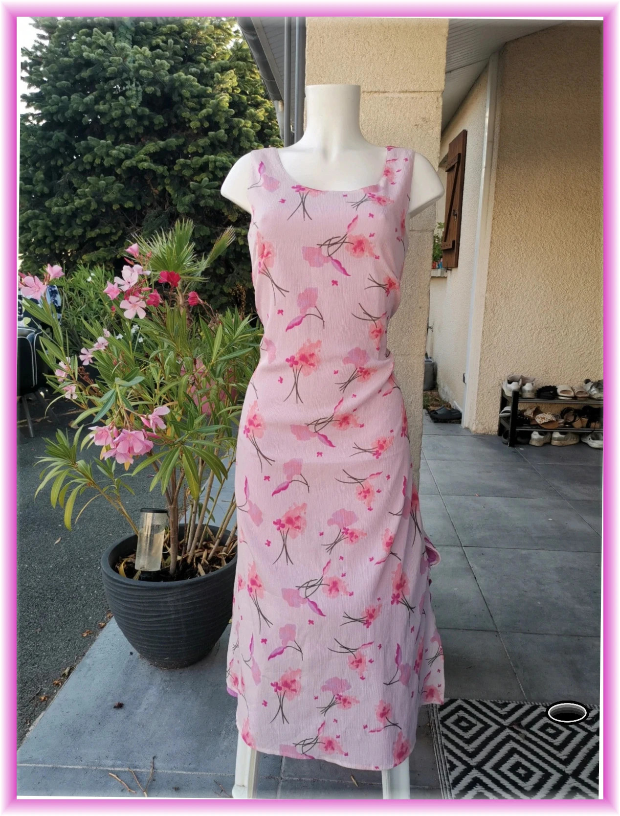Très belle robe longue taille L fleufi