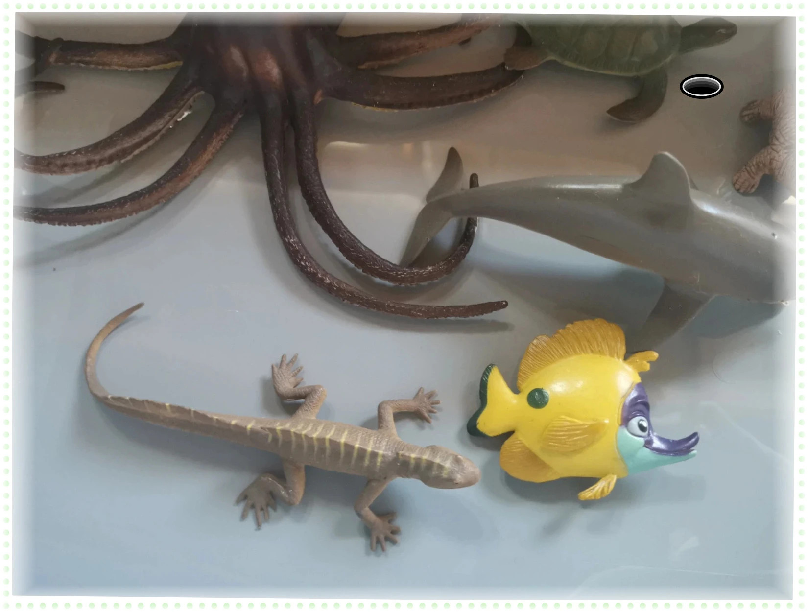 Lot figurine animaux comme sur la photo – taille Taille unique 5