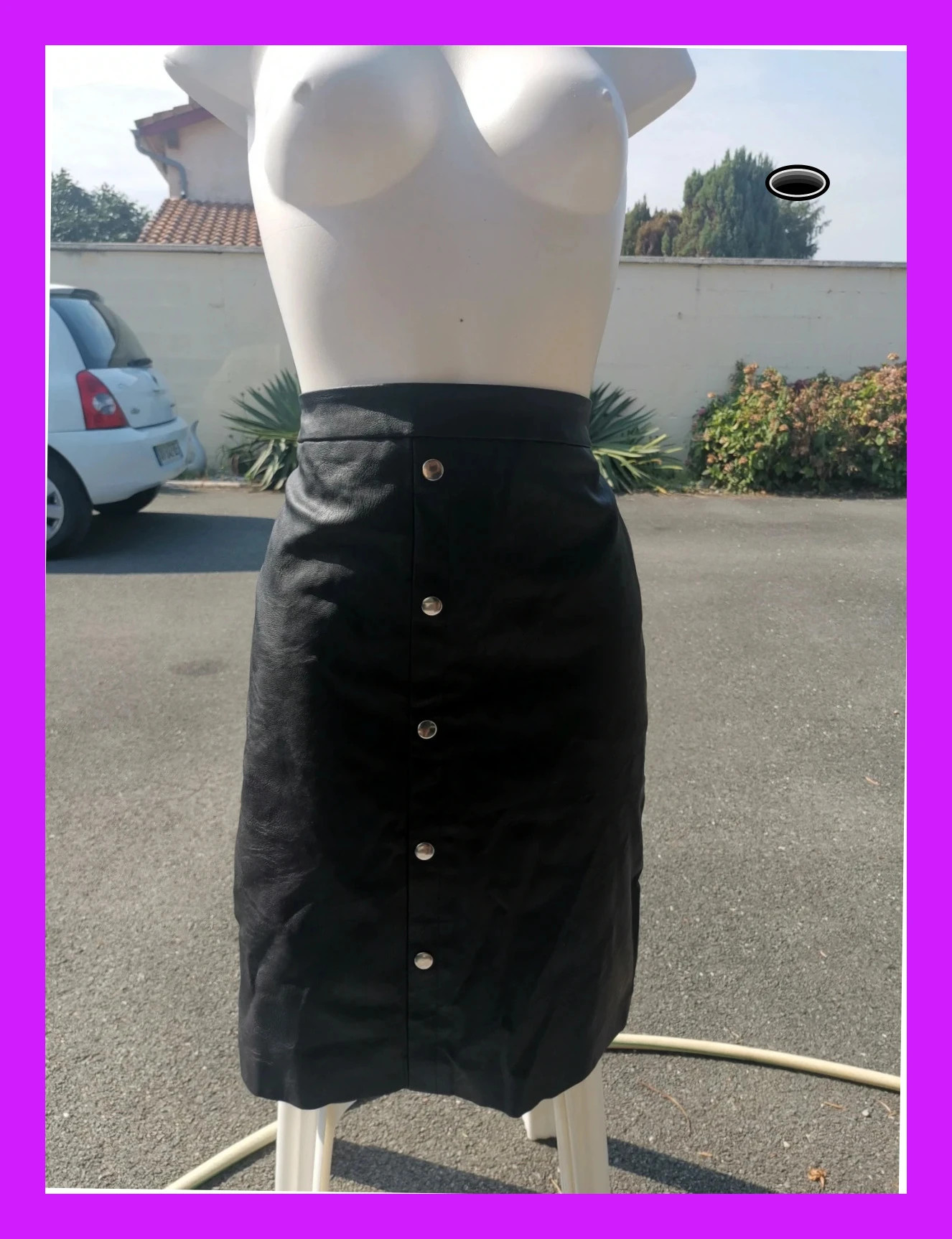 Très belle jupe simili cuir Damart taille 44