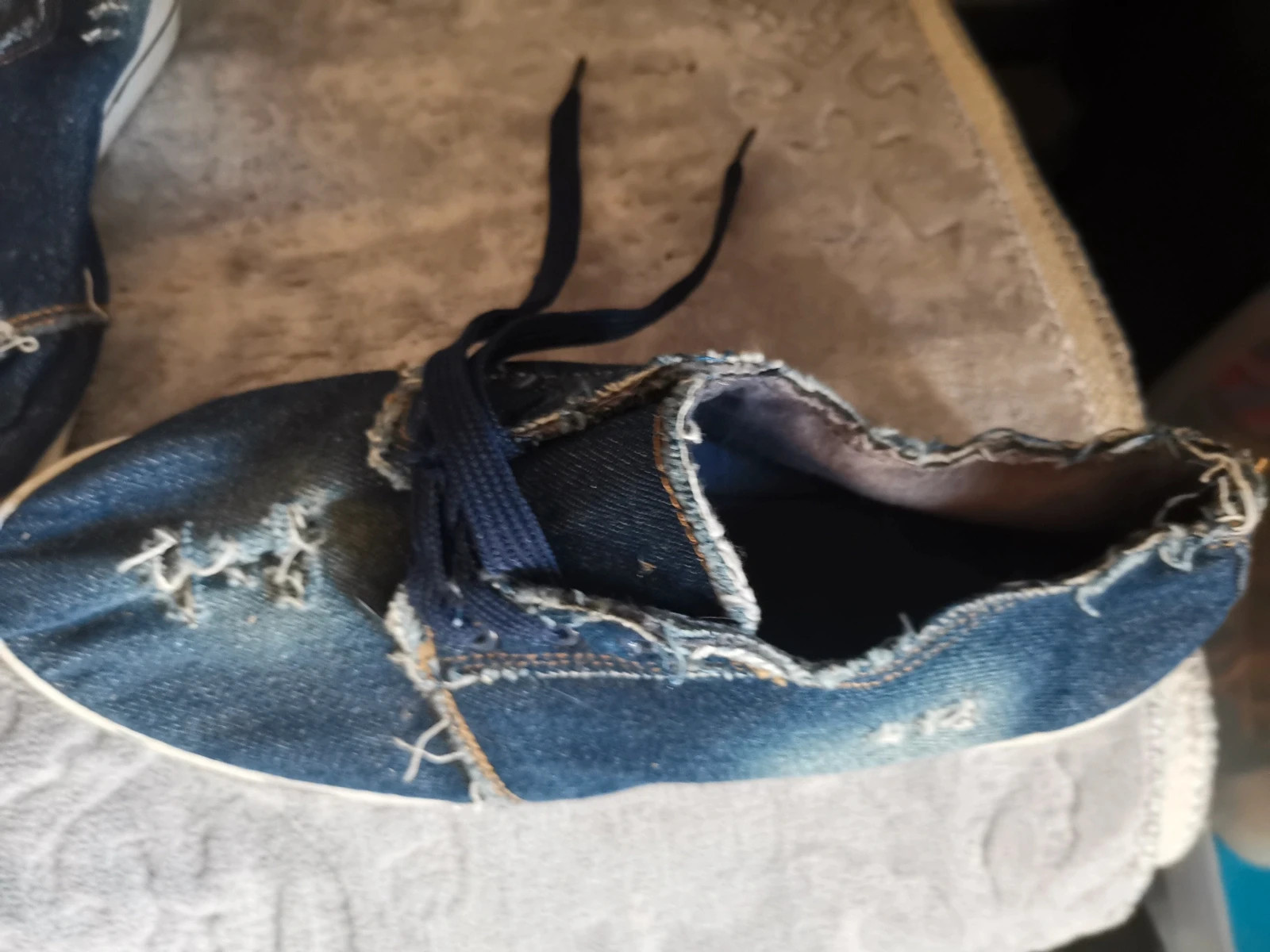 Basket en jean taille 41 très stylé – taille 41 2