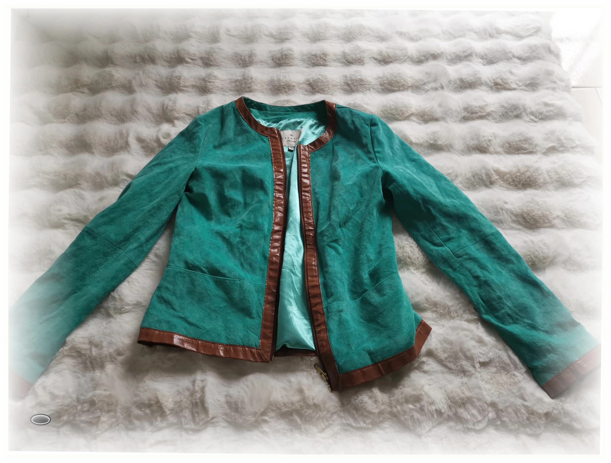 veste velours taille 36 marque essentiel – Essentiel – taille S / 36 / 8 2