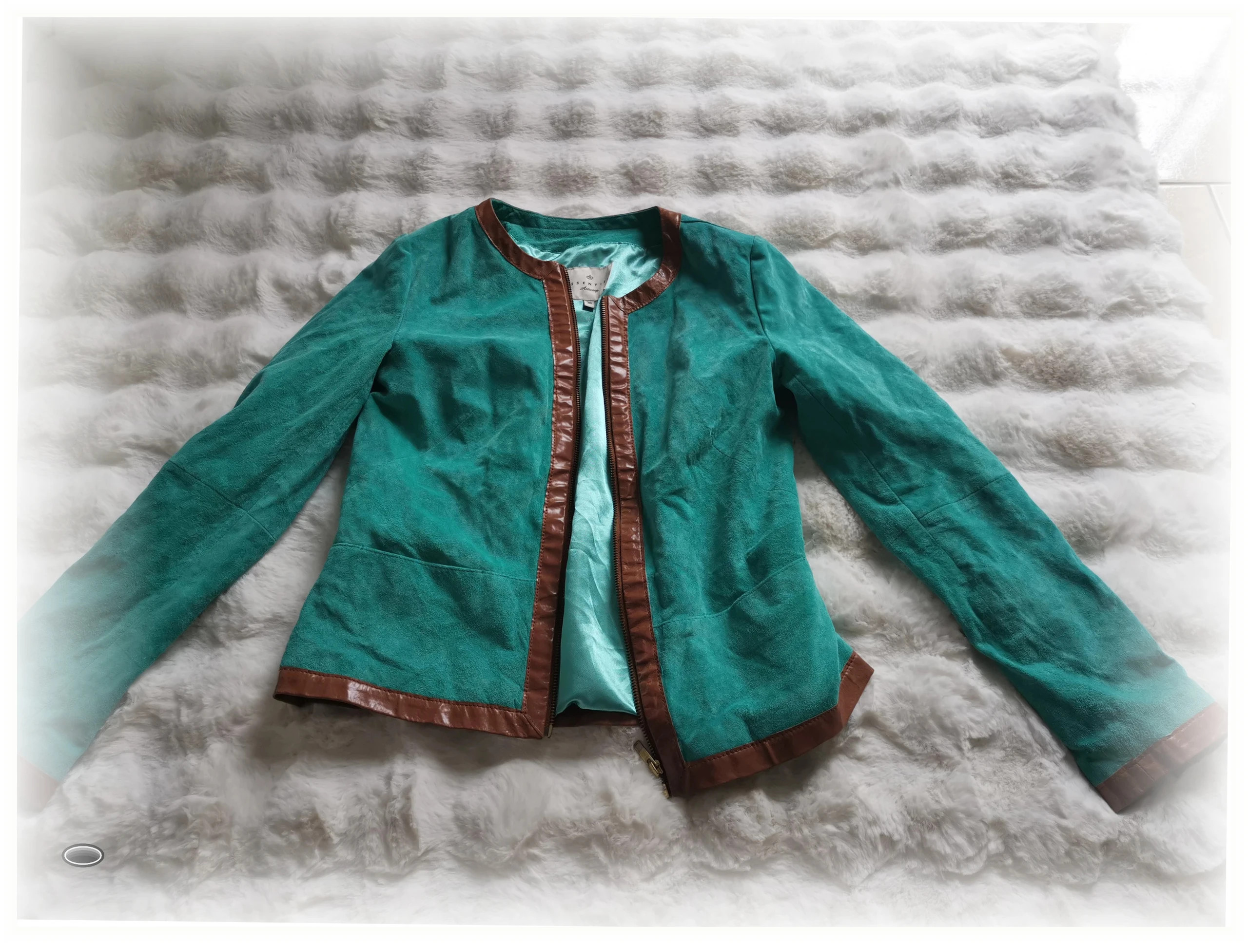 veste velours taille 36 marque essentiel