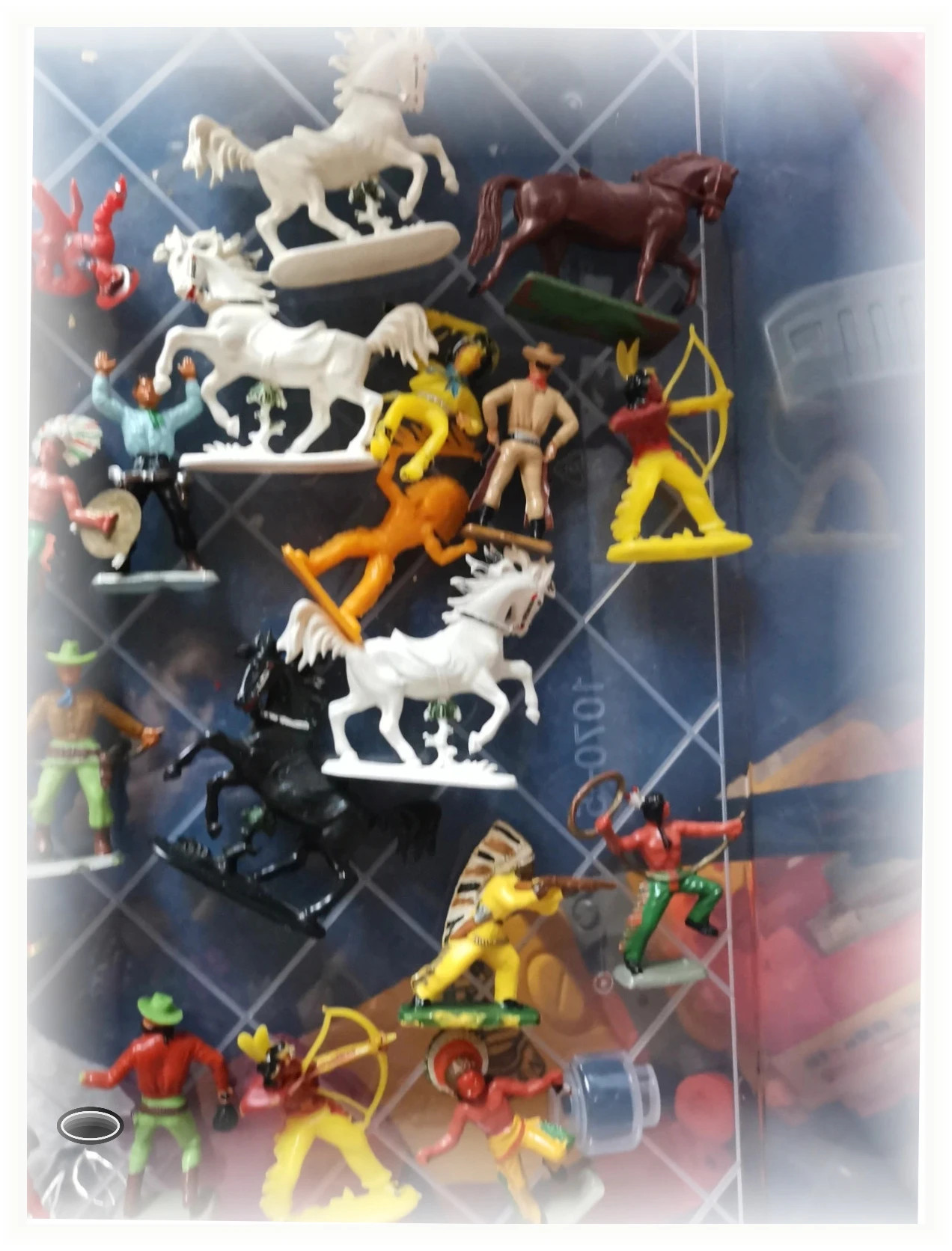 Gros lot figurines cowboy indien dont plusieurs rare collector Starlux w germany – Starlux – taille Taille unique 5