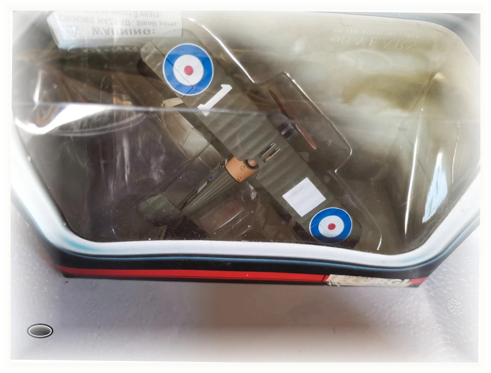 Avion guerre collection neuf dans sa boîte captain wg baker