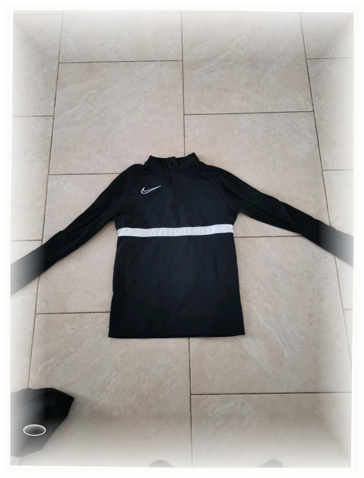 Maillot Nike dri fit taille M enfant noir – Nike – taille M 2