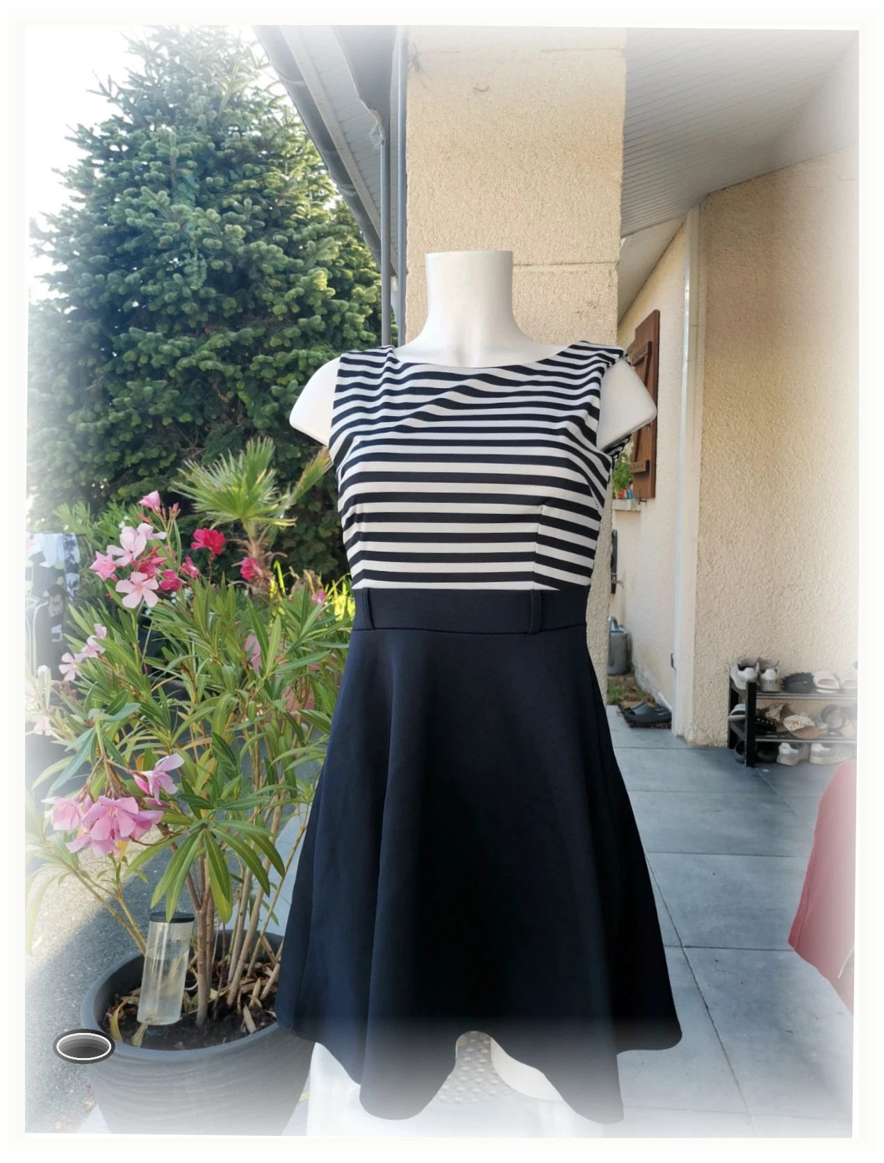 Très belle robe taille s bleu marine blanc rayé – indépendant – taille S / 36 / 8 3