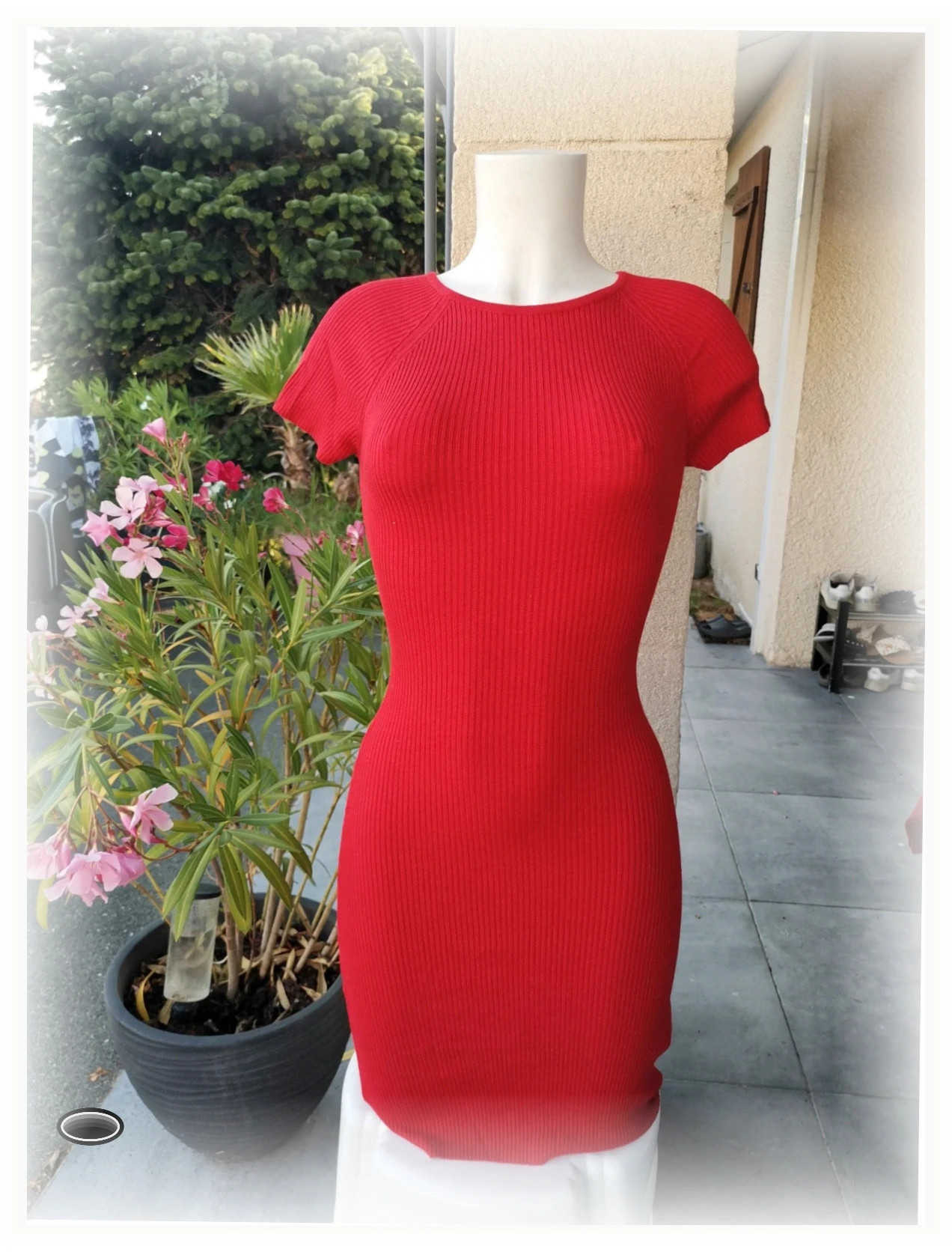 Superbe robe rouge pull Jennyfer taille xs – Jennyfer – taille XS / 34 / 6 2