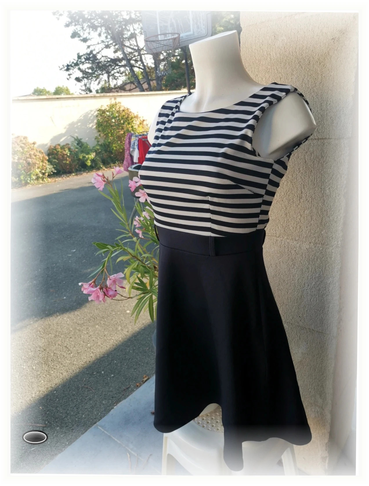 Très belle robe taille s bleu marine blanc rayé – indépendant – taille S / 36 / 8 4