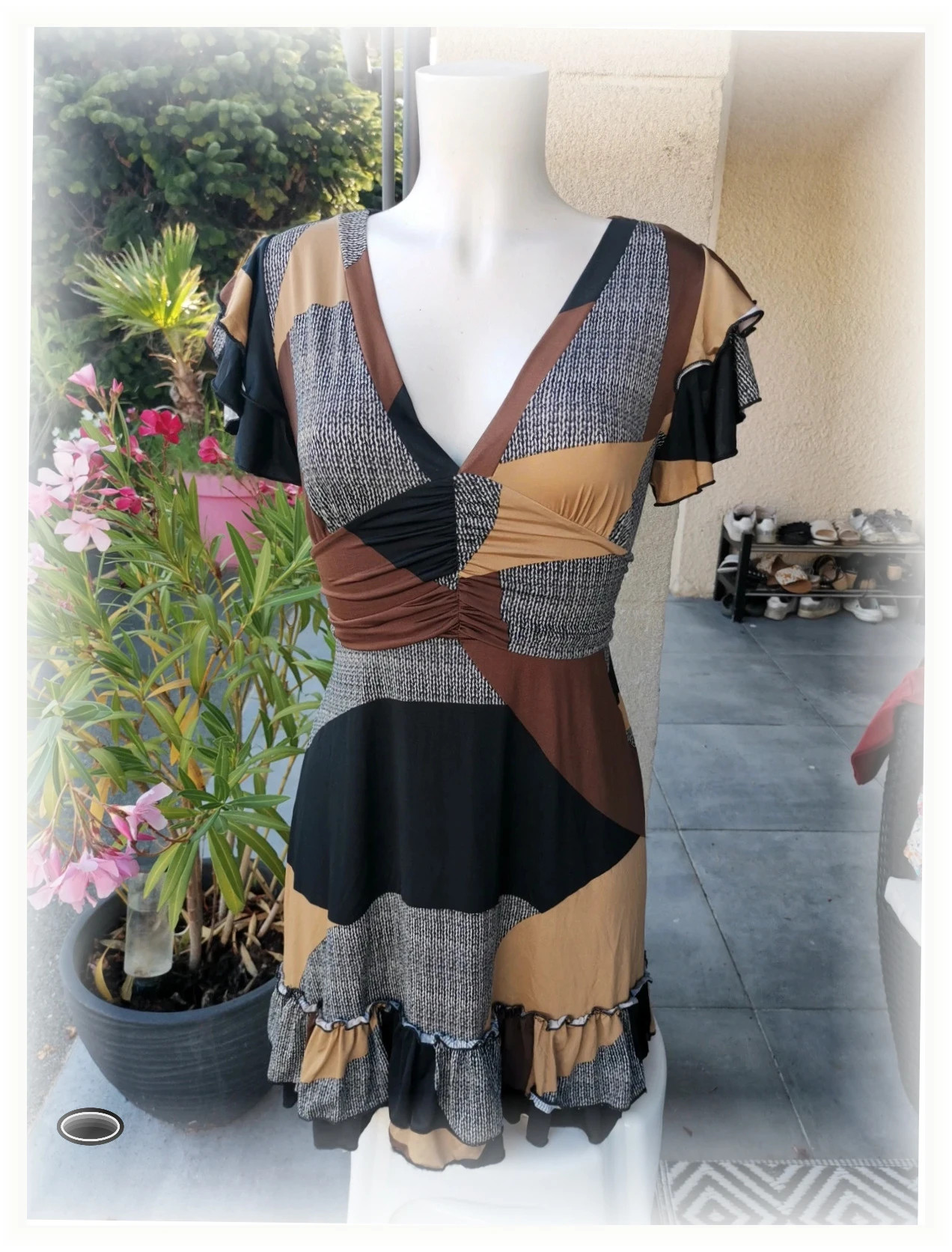Très belle robe taille L sépia