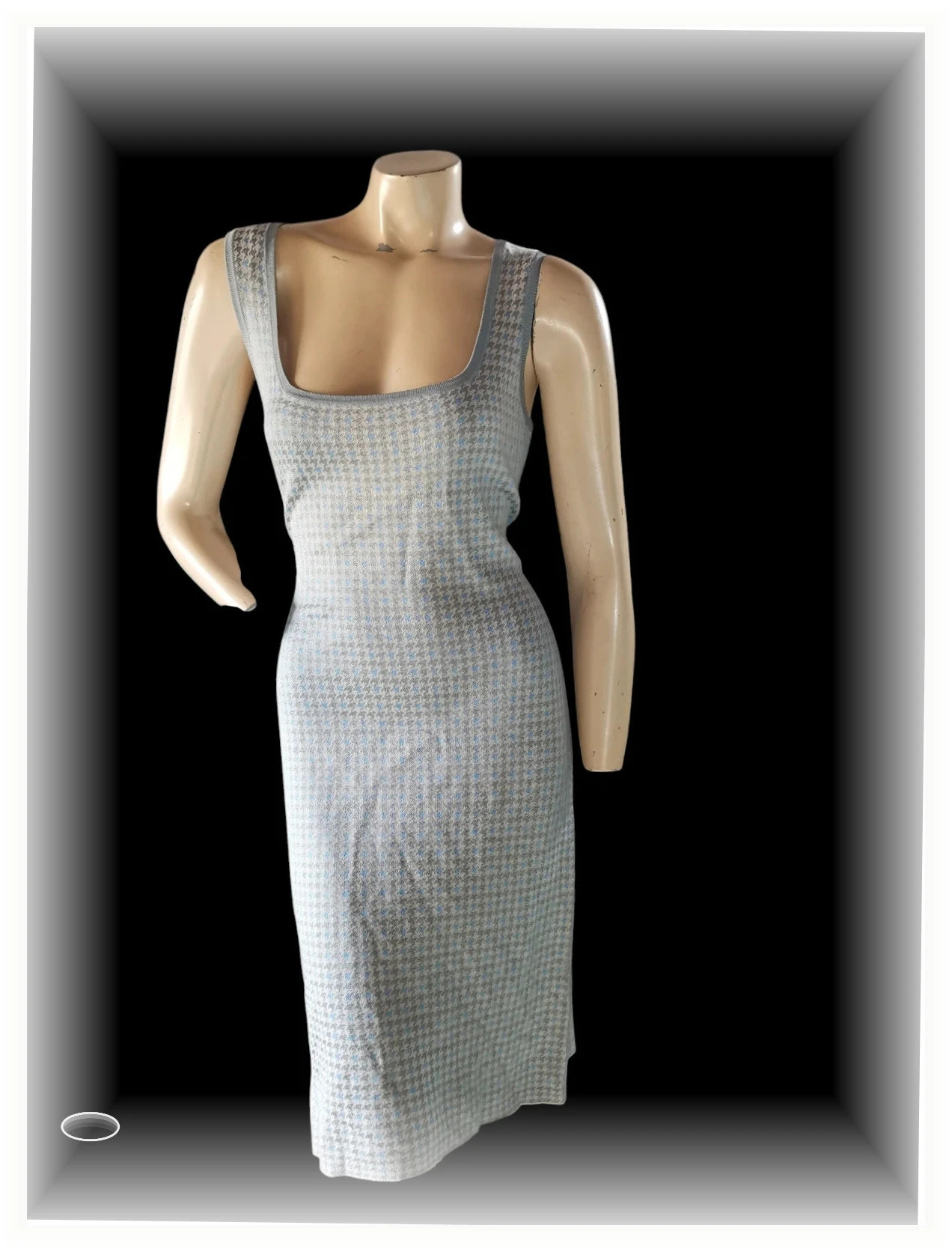très belle robe taille 42 kookai