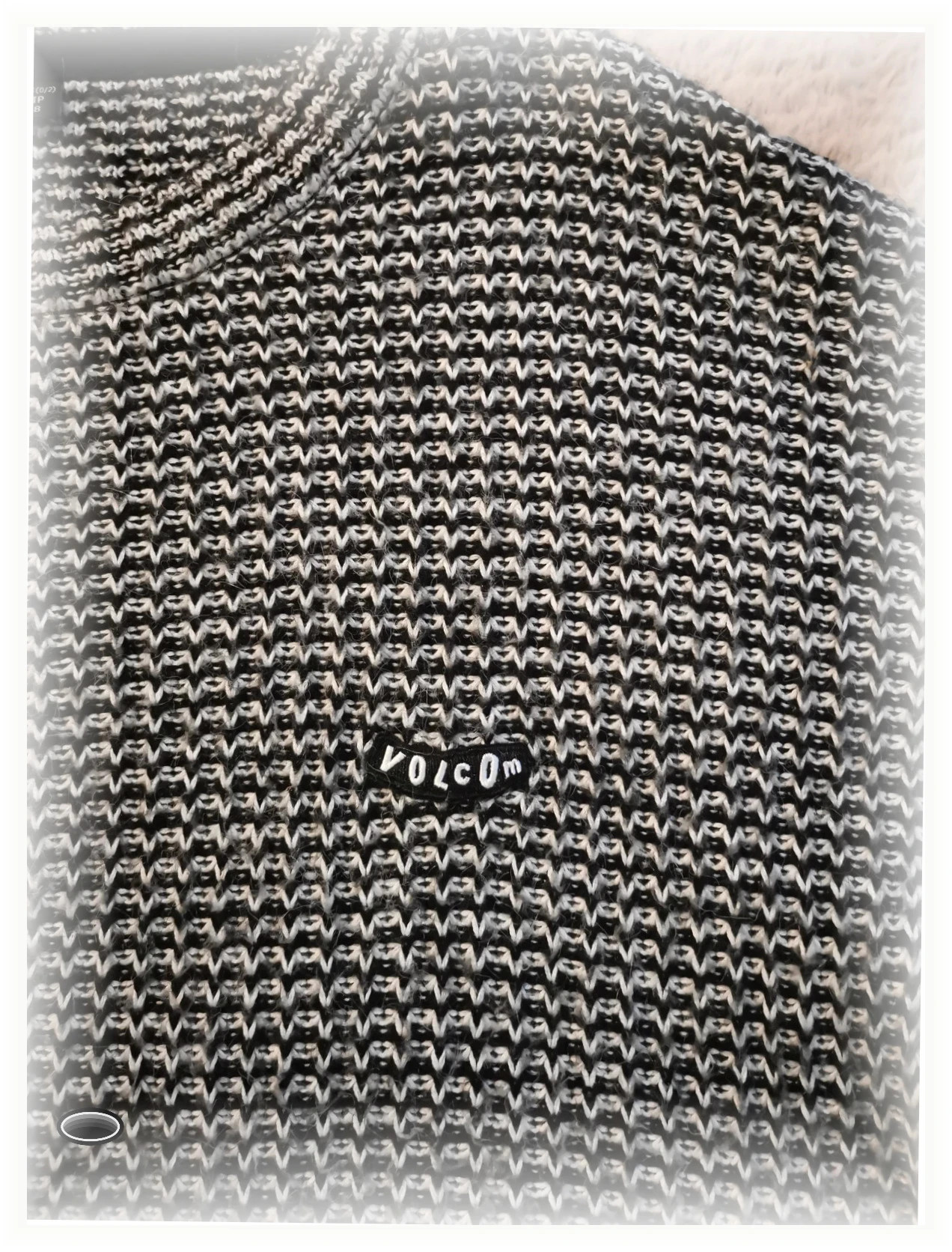 pull volcom taille xs noir blanc – Volcom – taille XS 4