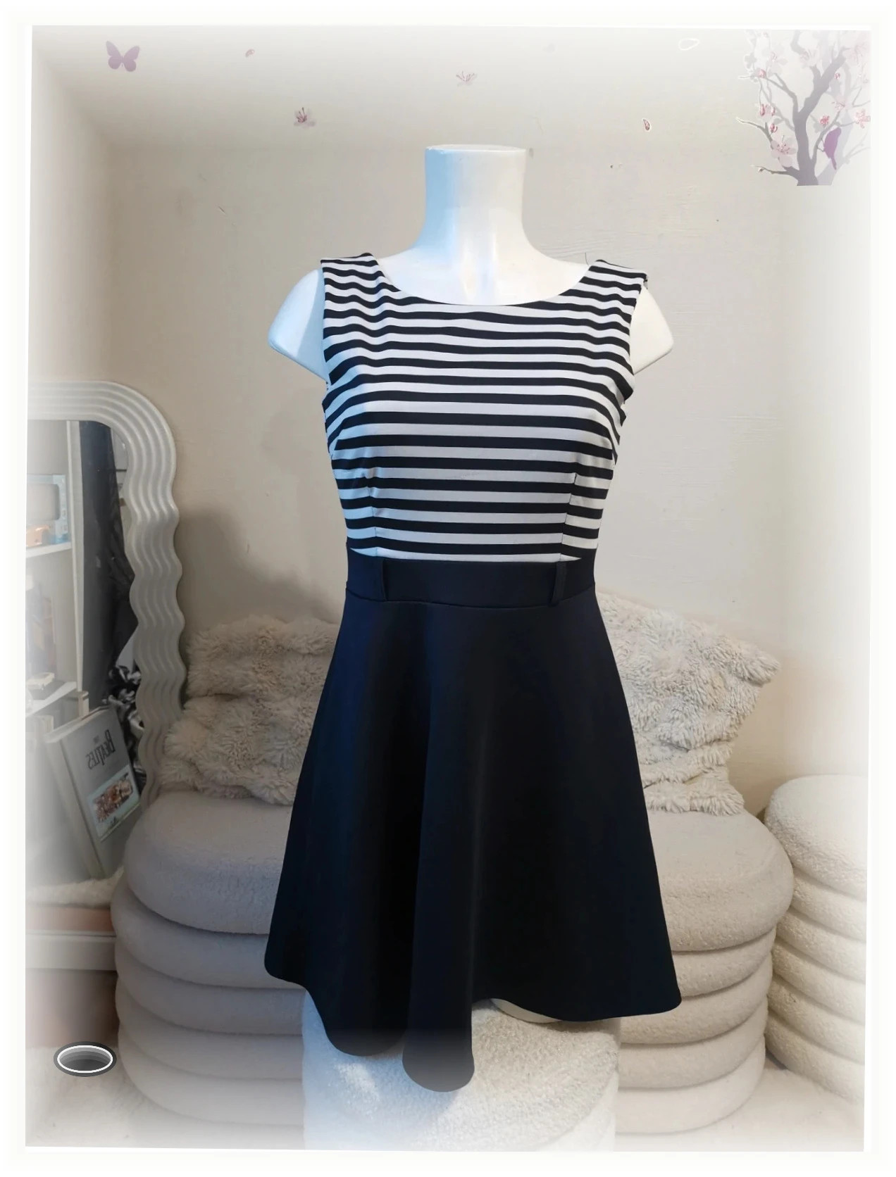 très belle robe taille s noir et blanc – Belle – taille S / 36 / 8 5
