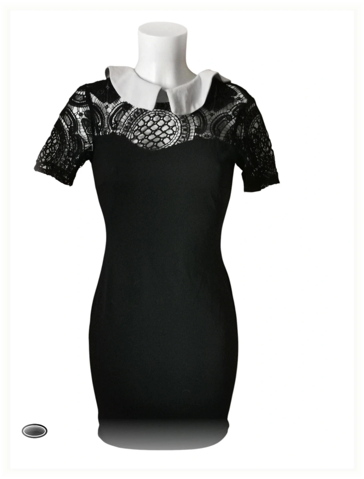 très belle robe taille s noir envoi jour même si besoin pour fête