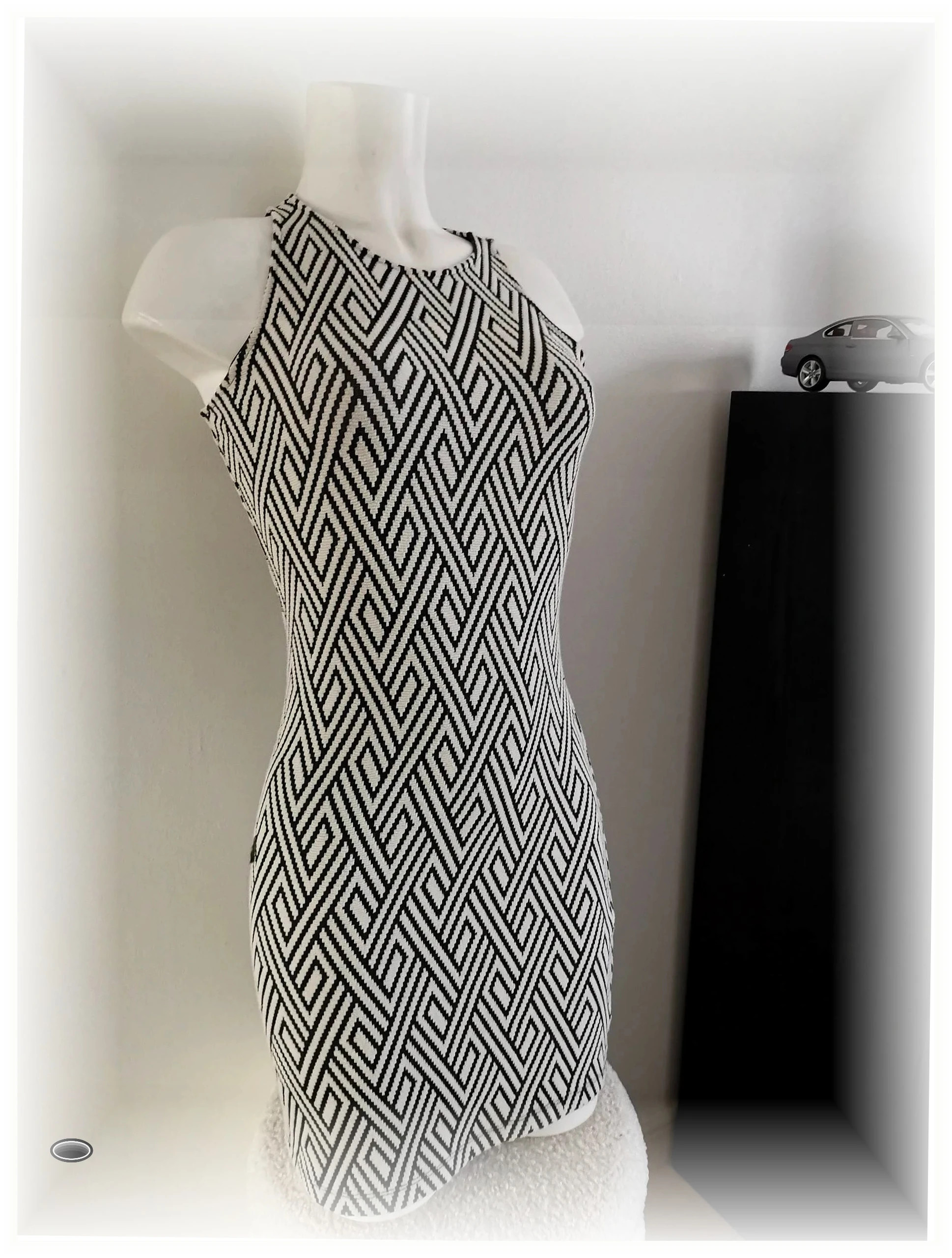 très belle robe mango taille xs – Mango – taille XS / 34 / 6 5