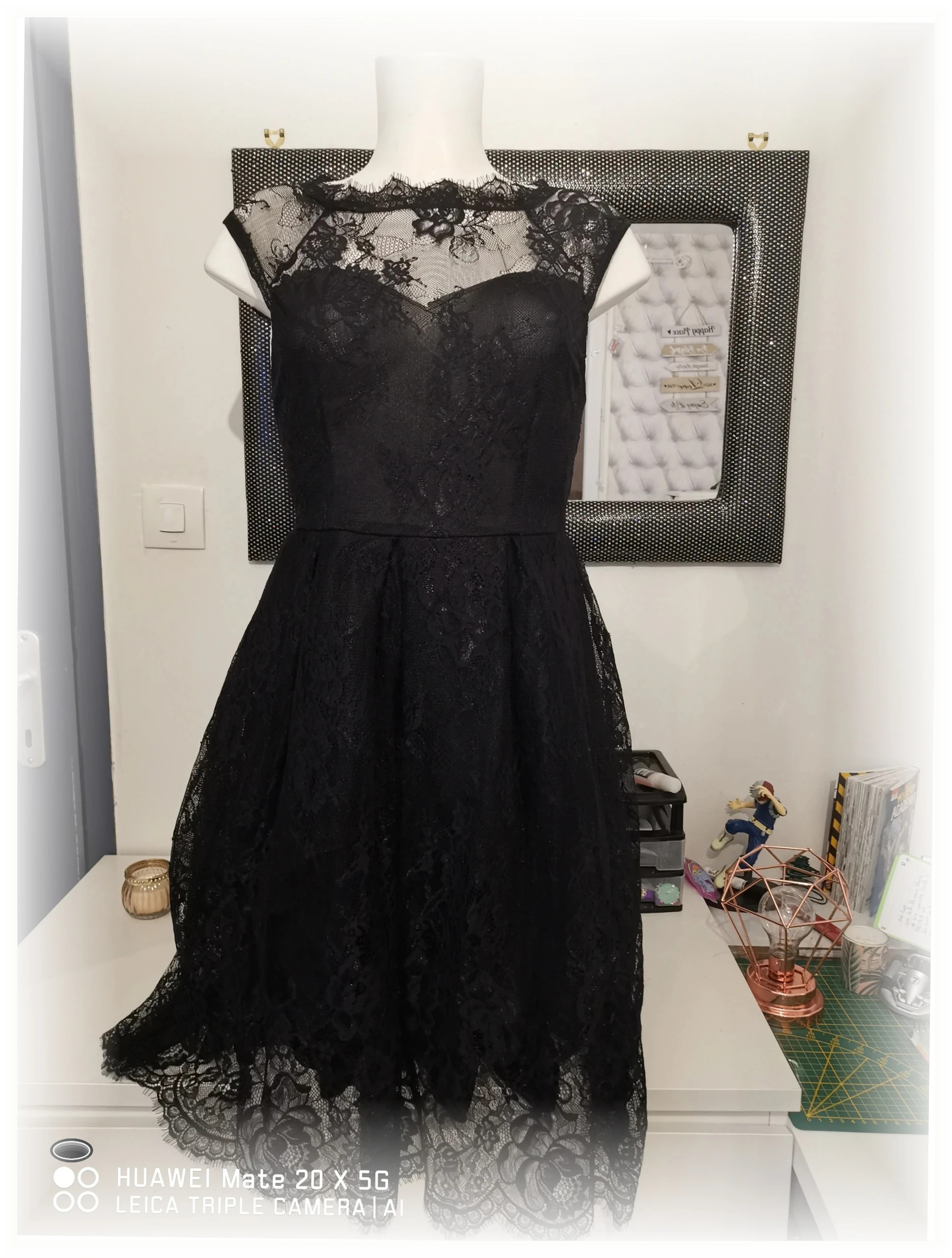 robe dentelle sabrina taille s noir