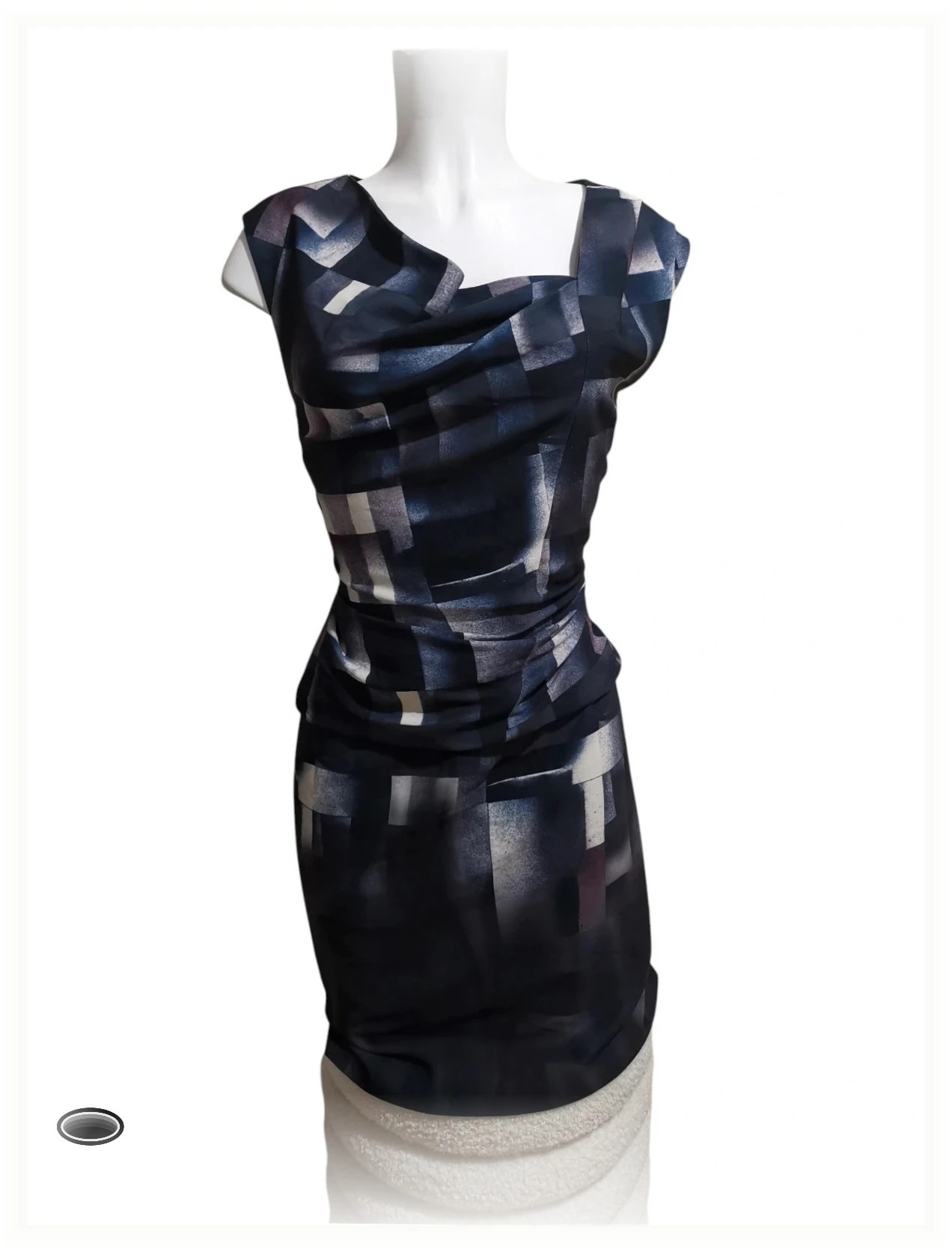 très belle robe taille 40 Yaz Vero moda