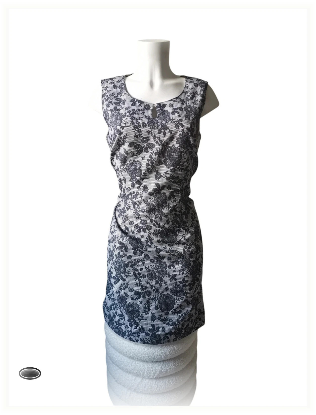 très belle robe taille 40 women k envoi rapide