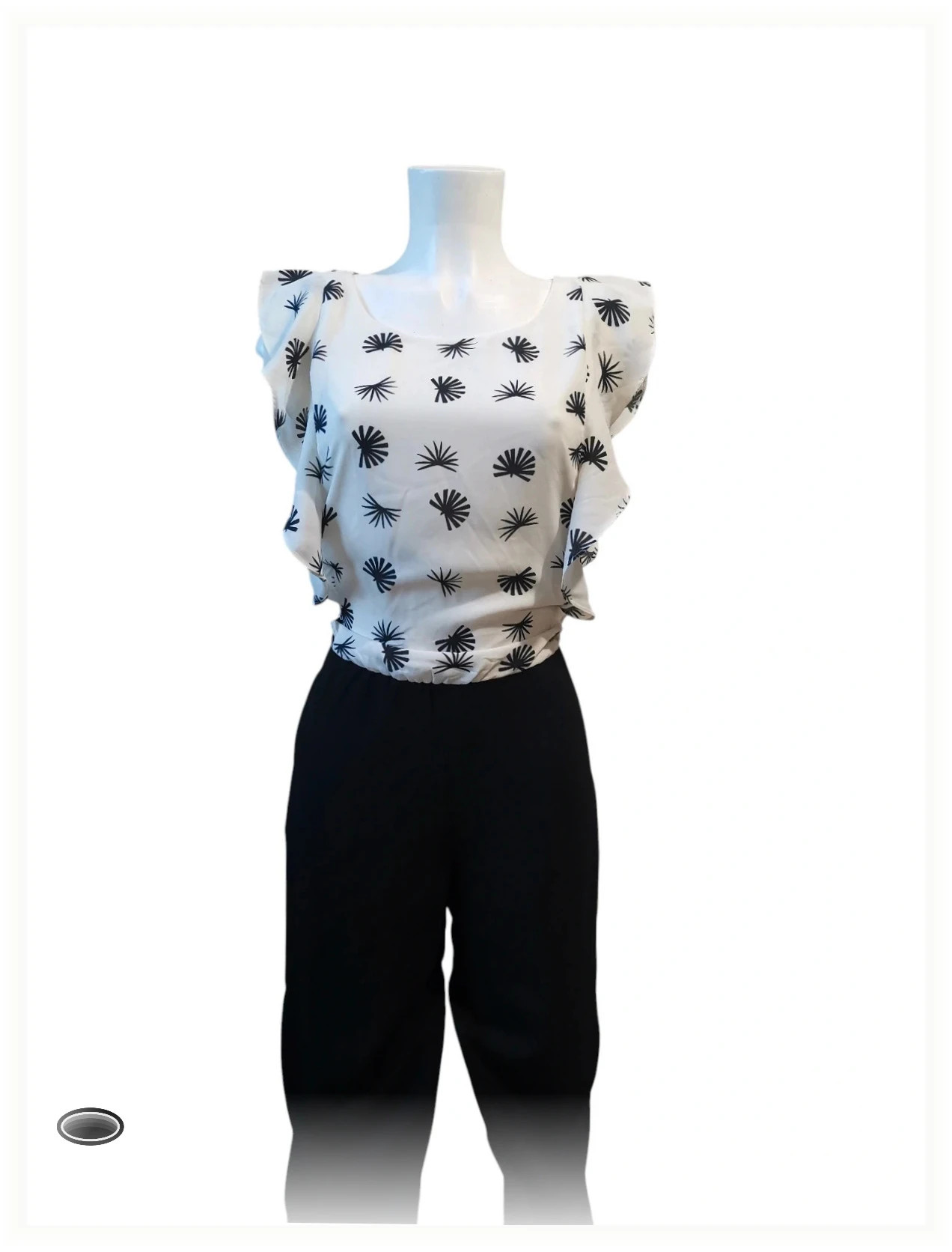 très belle robe combinaison pantalon élégante taille 36 grain de malice