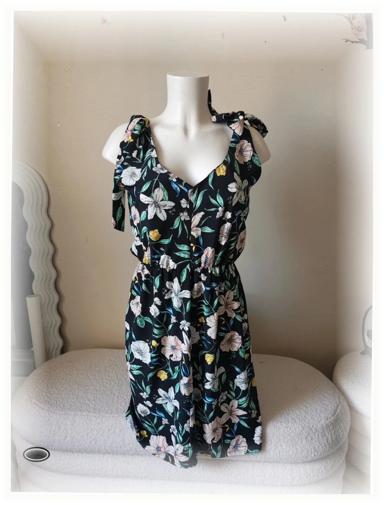 Superbe robe taille s légère