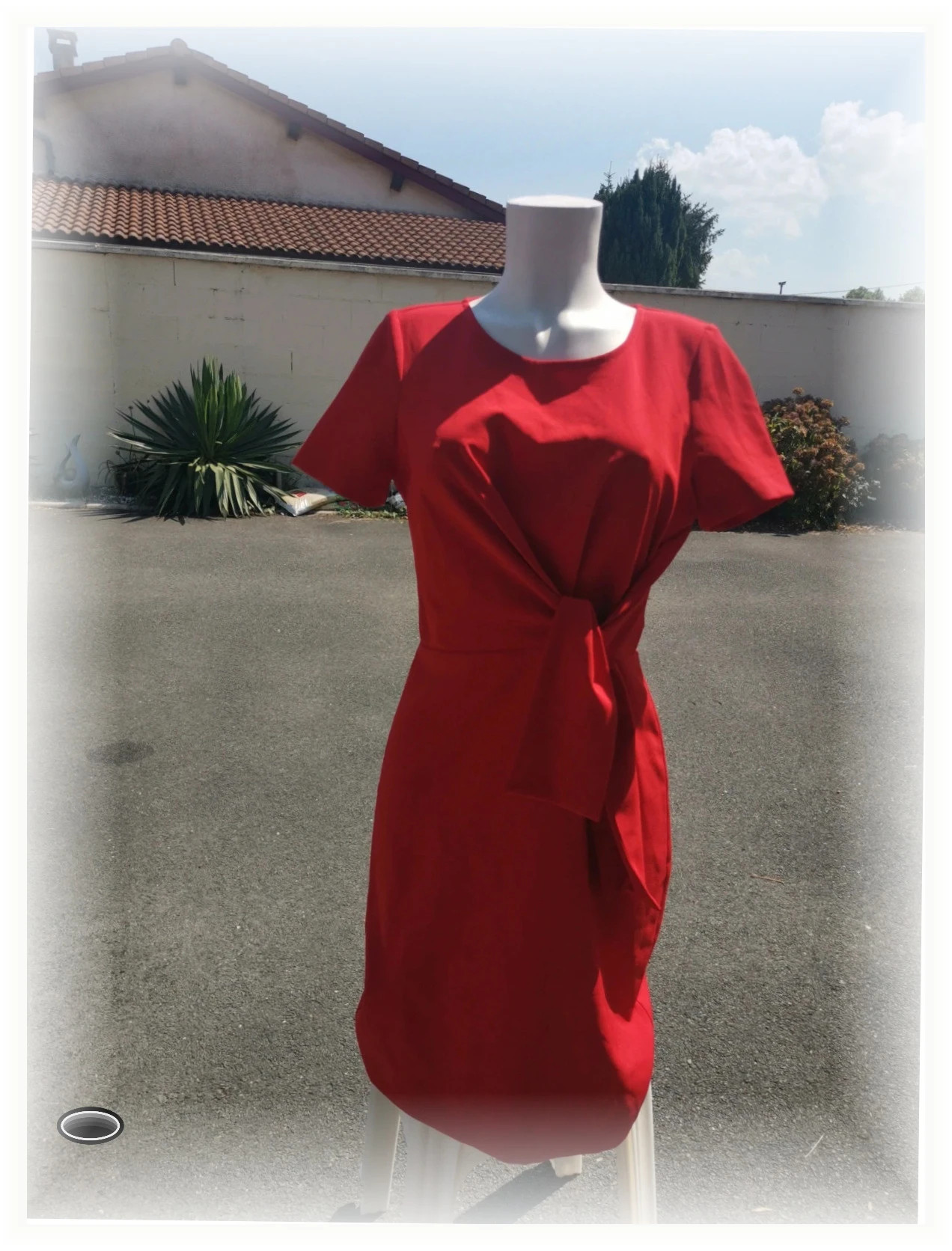 Superbe robe rouge taille M