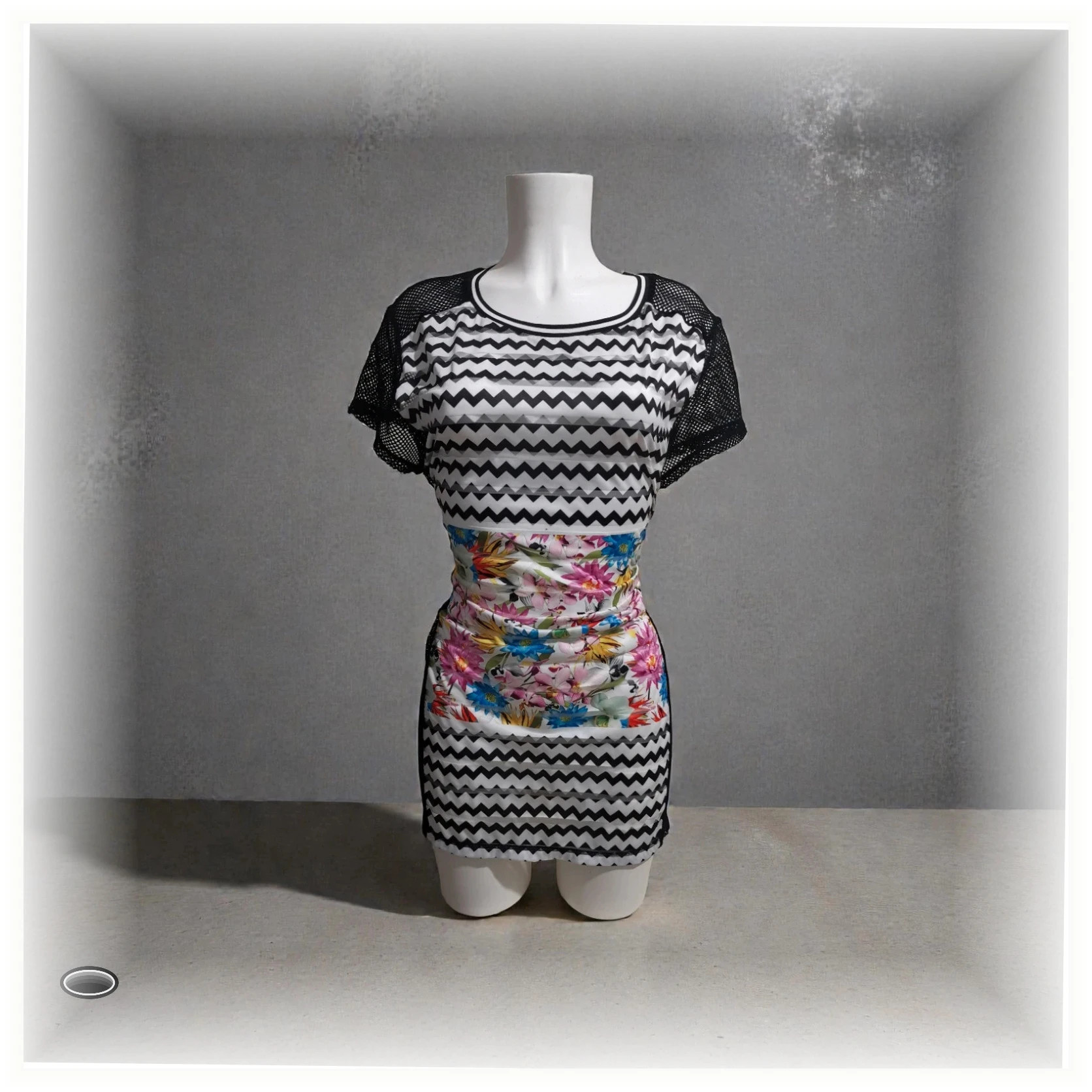 très belle robe taille M Calzedonia – Calzedonia – taille M / 38 / 10 3