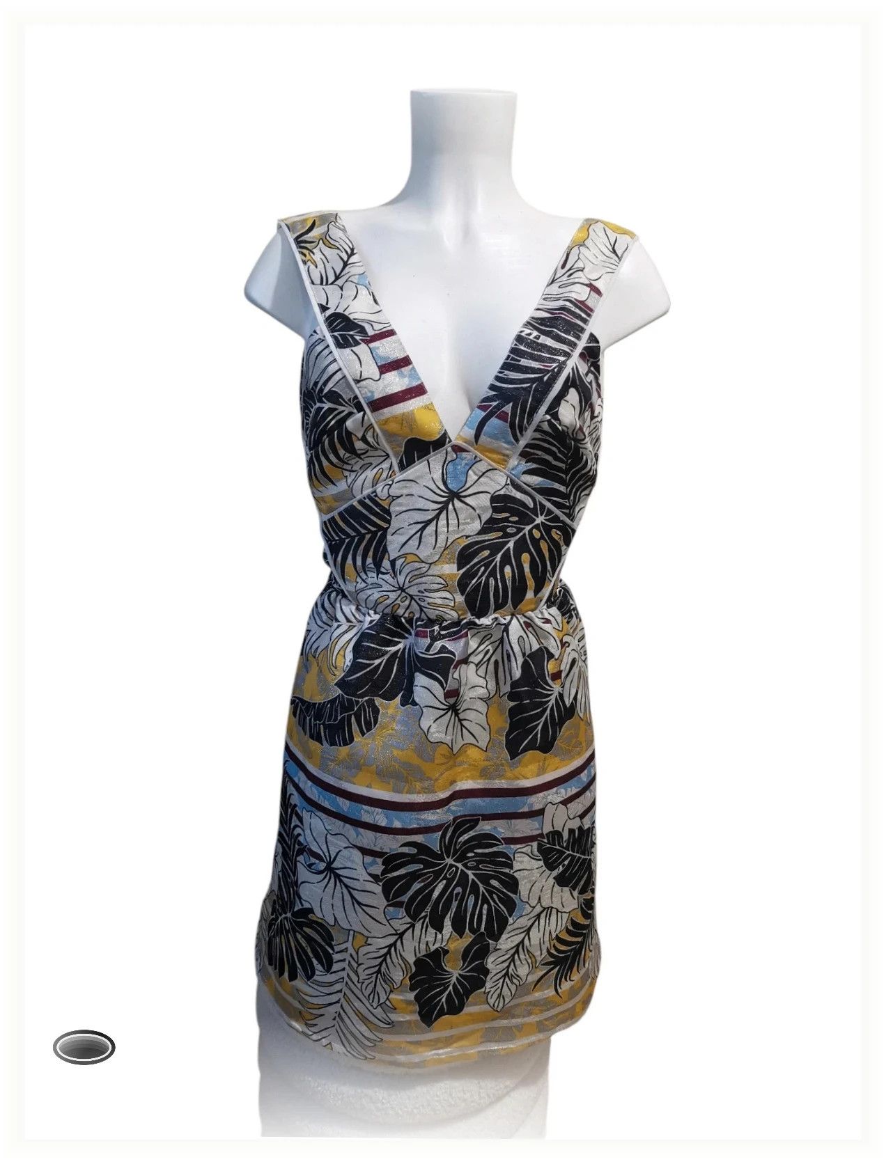 très belle robe H&M taille 38 envoi rapide