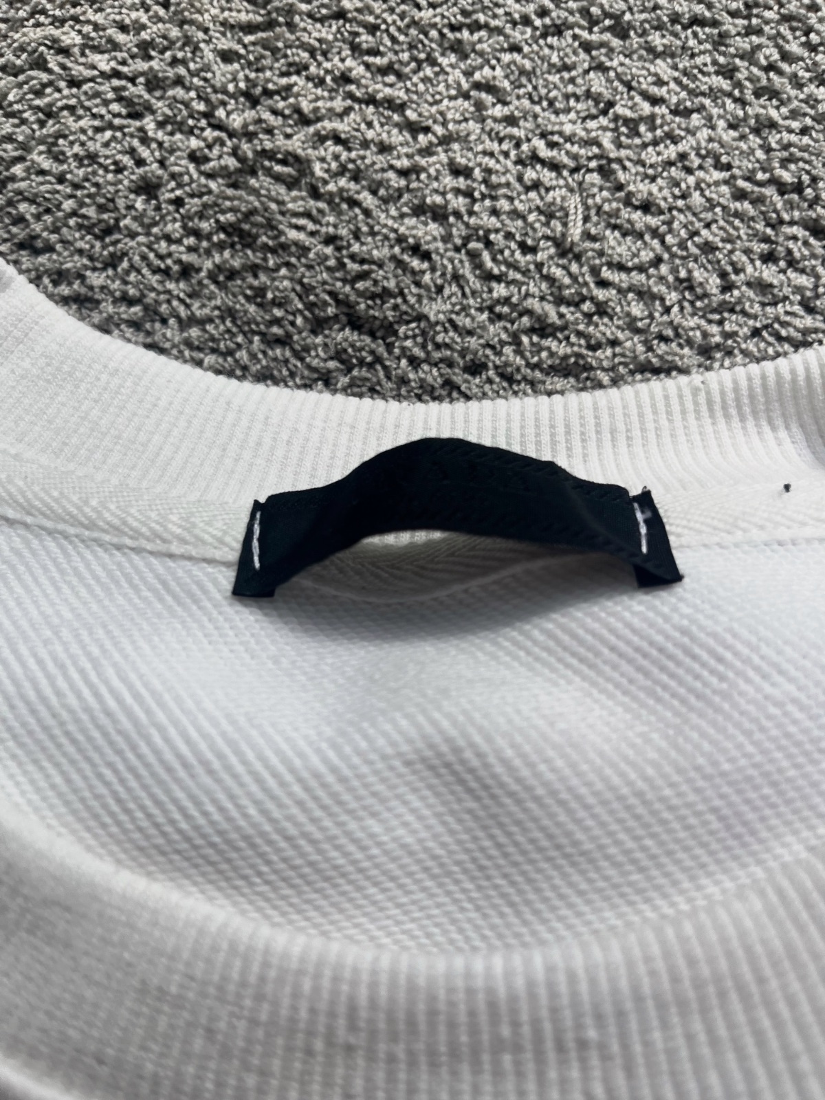 Pull sans capuche – Prada – taille L 3