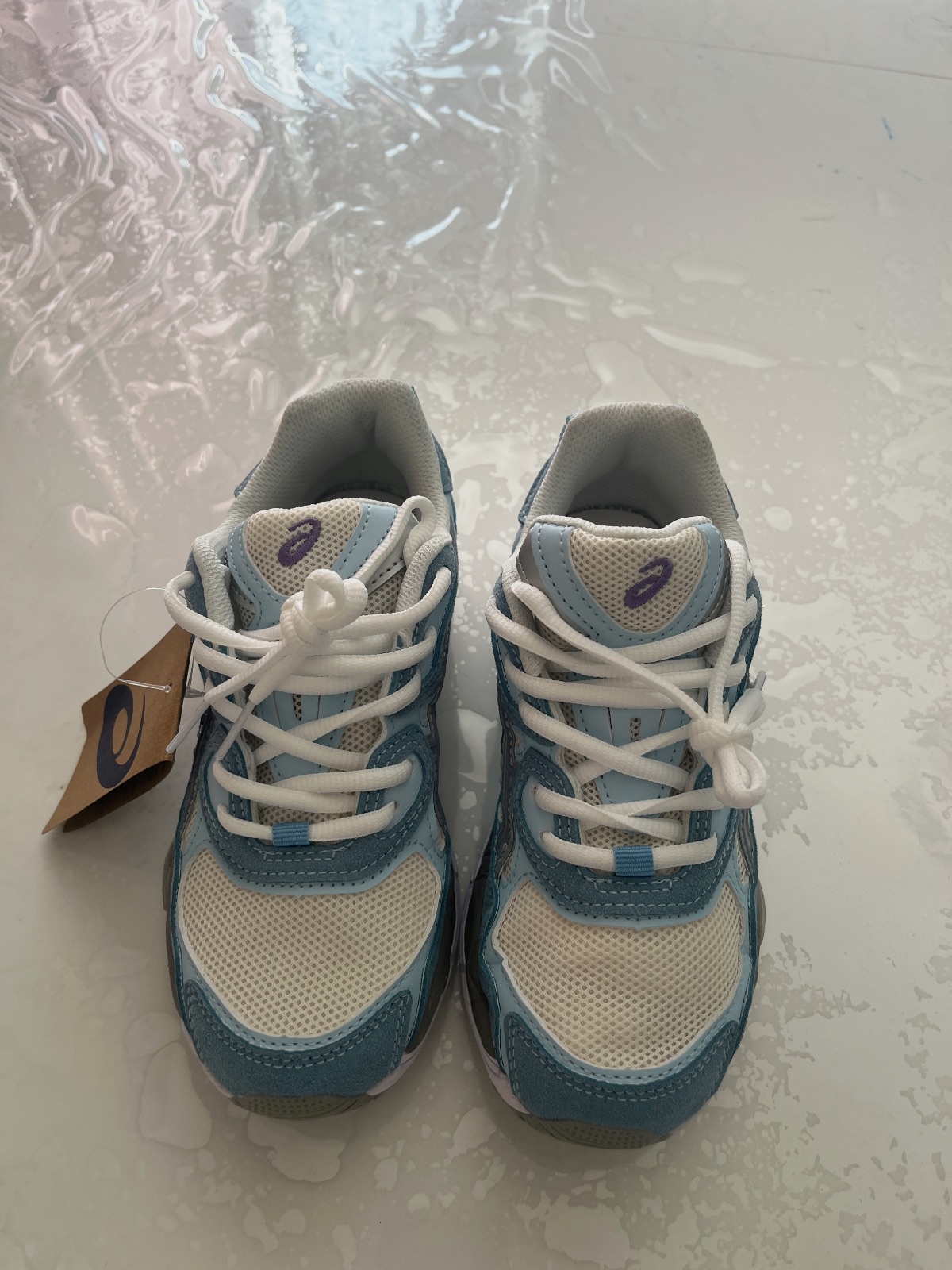 Baskets Asics bleues et blanches – Asics – taille EU 37 5