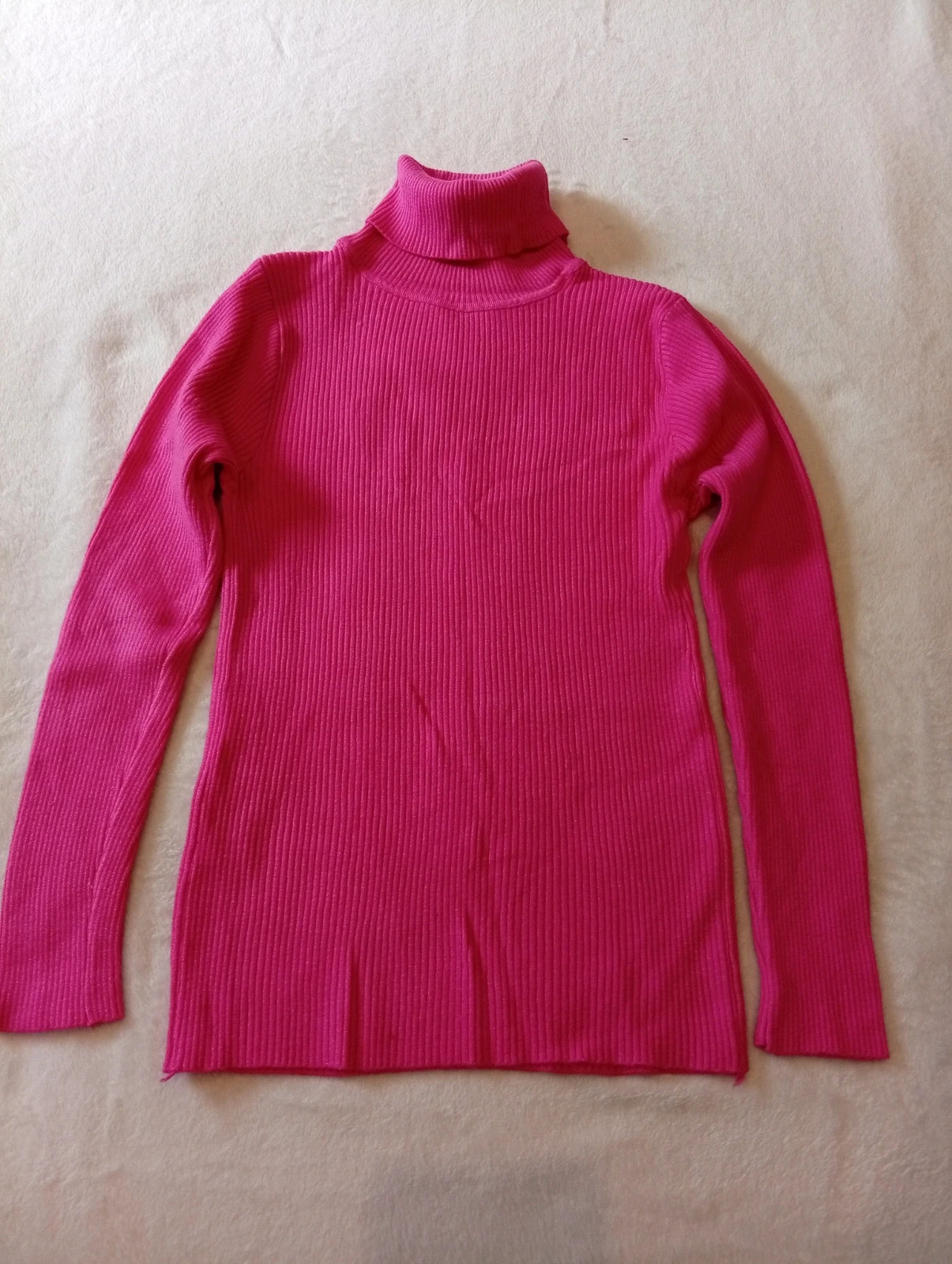 Soft and lightweight knitted turtleneck sweater in pink. – taille S / 36 / 8