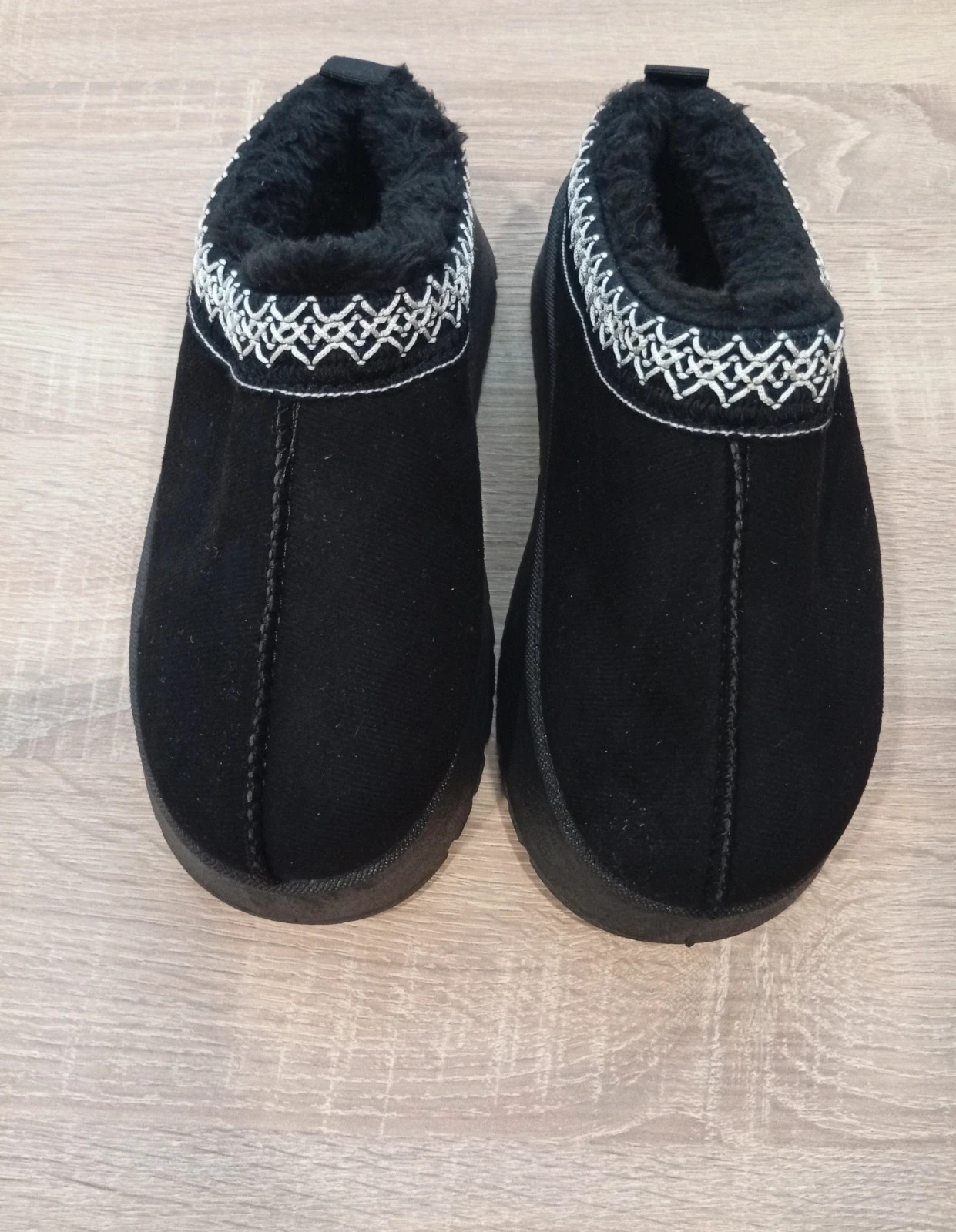 Black winter shoes, size EU 36. Soft and warm faux-fur lining – taille 36 4
