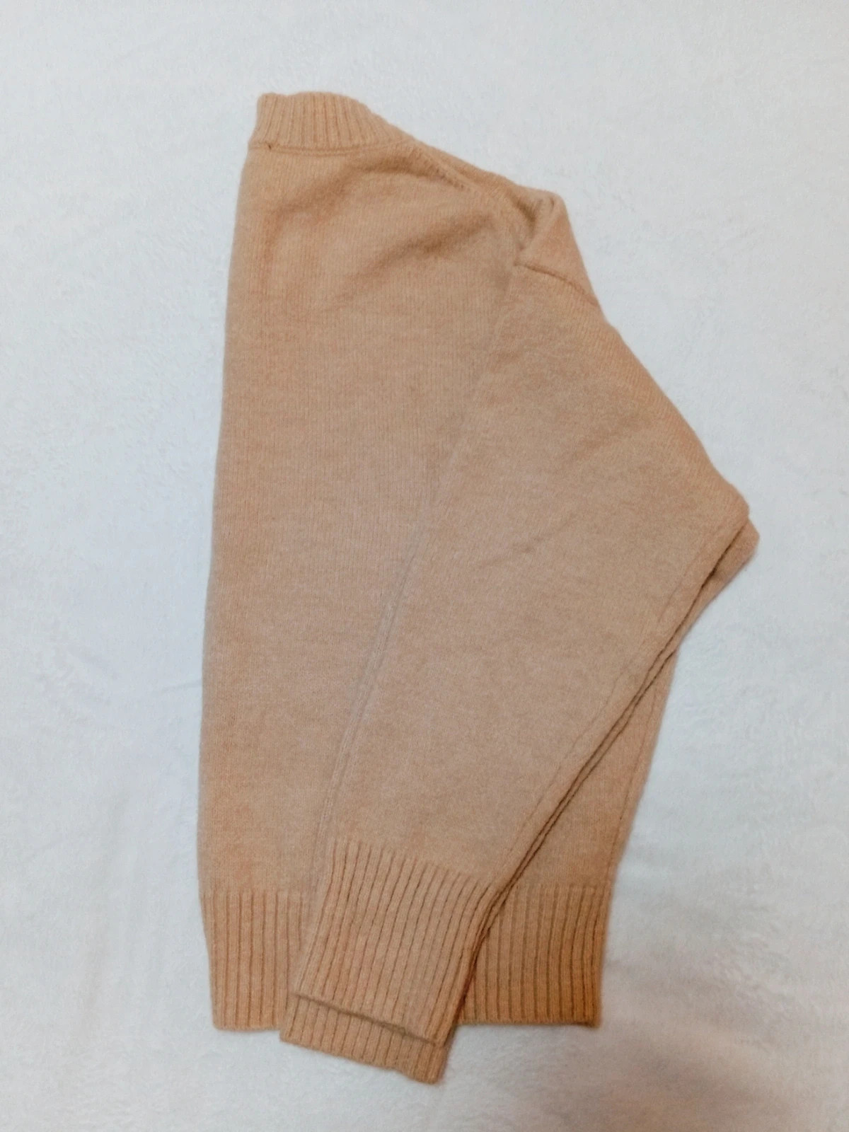 Camel/beige knitted sweater, size M.Classic round neck design, long sleeves. – taille M / 38 / 10 3