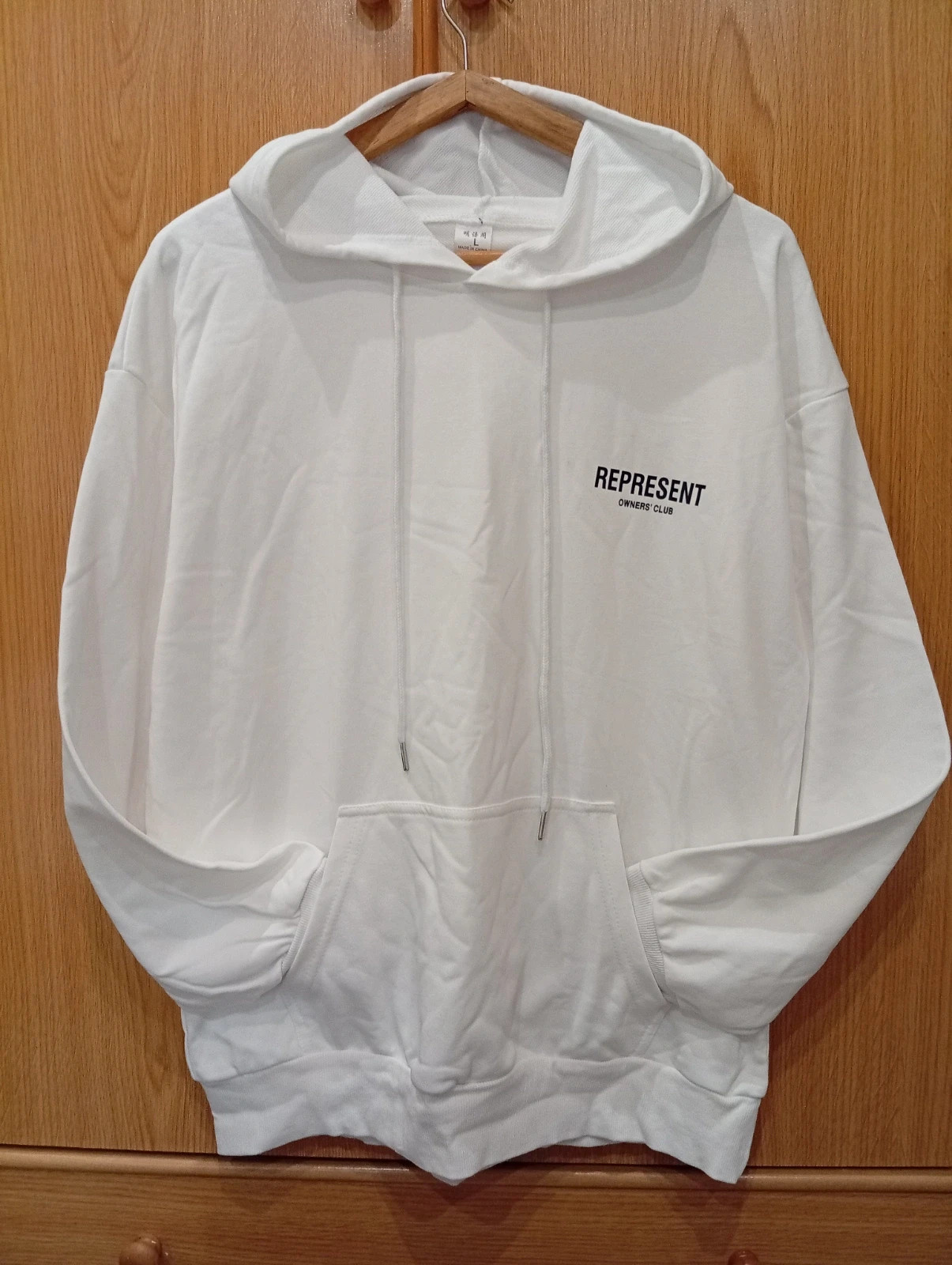 White Represent Owners’ Club Hoodie – Size L – taille L 2