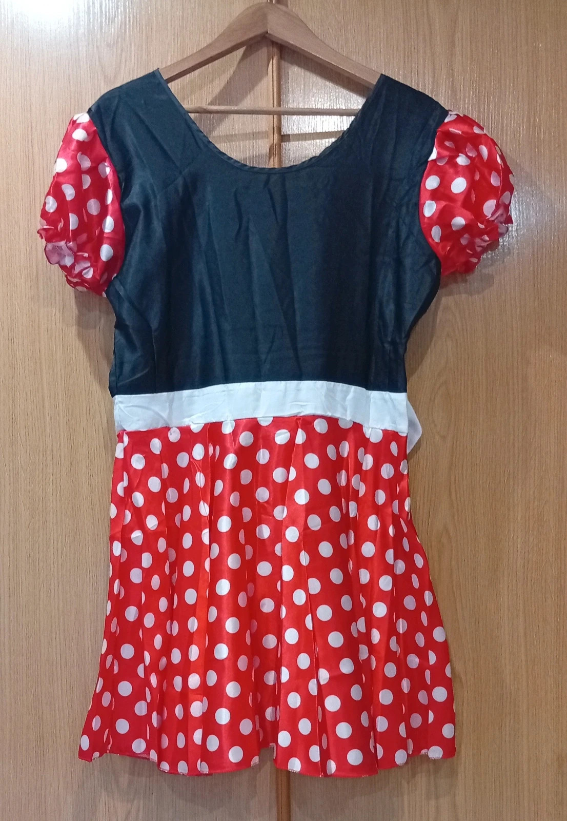 Lovely Minnie Mouse costume, size L – taille L / 40 / 12 5