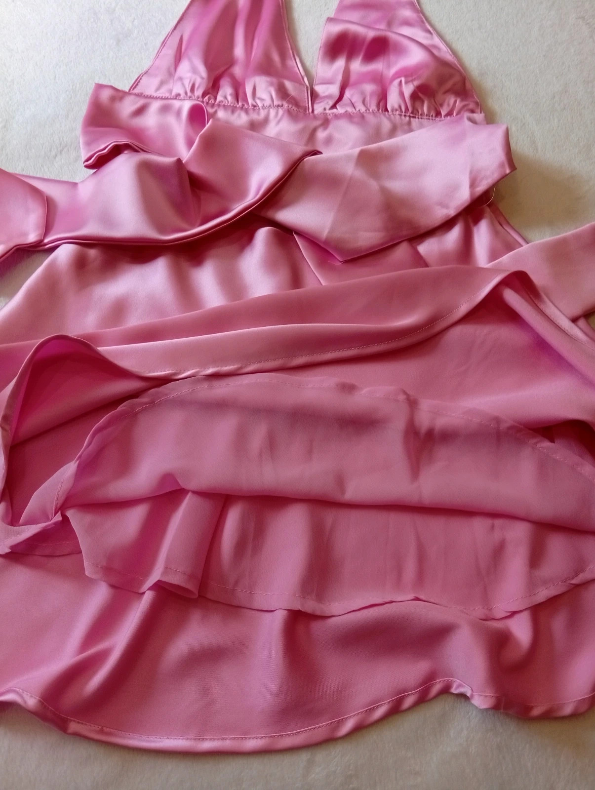 Pink satin halter mini dress Elegant and flattering – taille S / 36 / 8 3