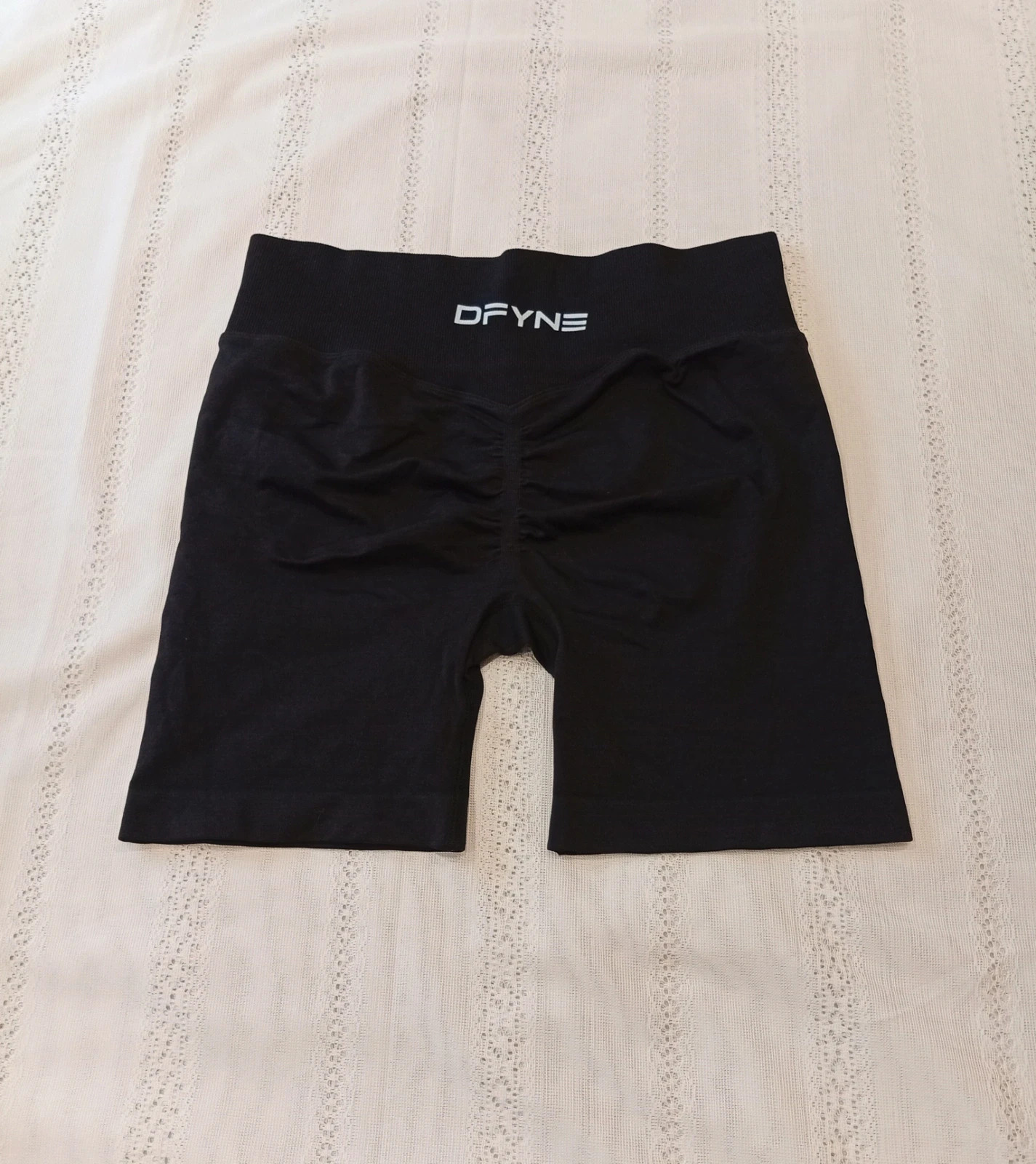 DFYNE Push-Up Sports Shorts – Size L