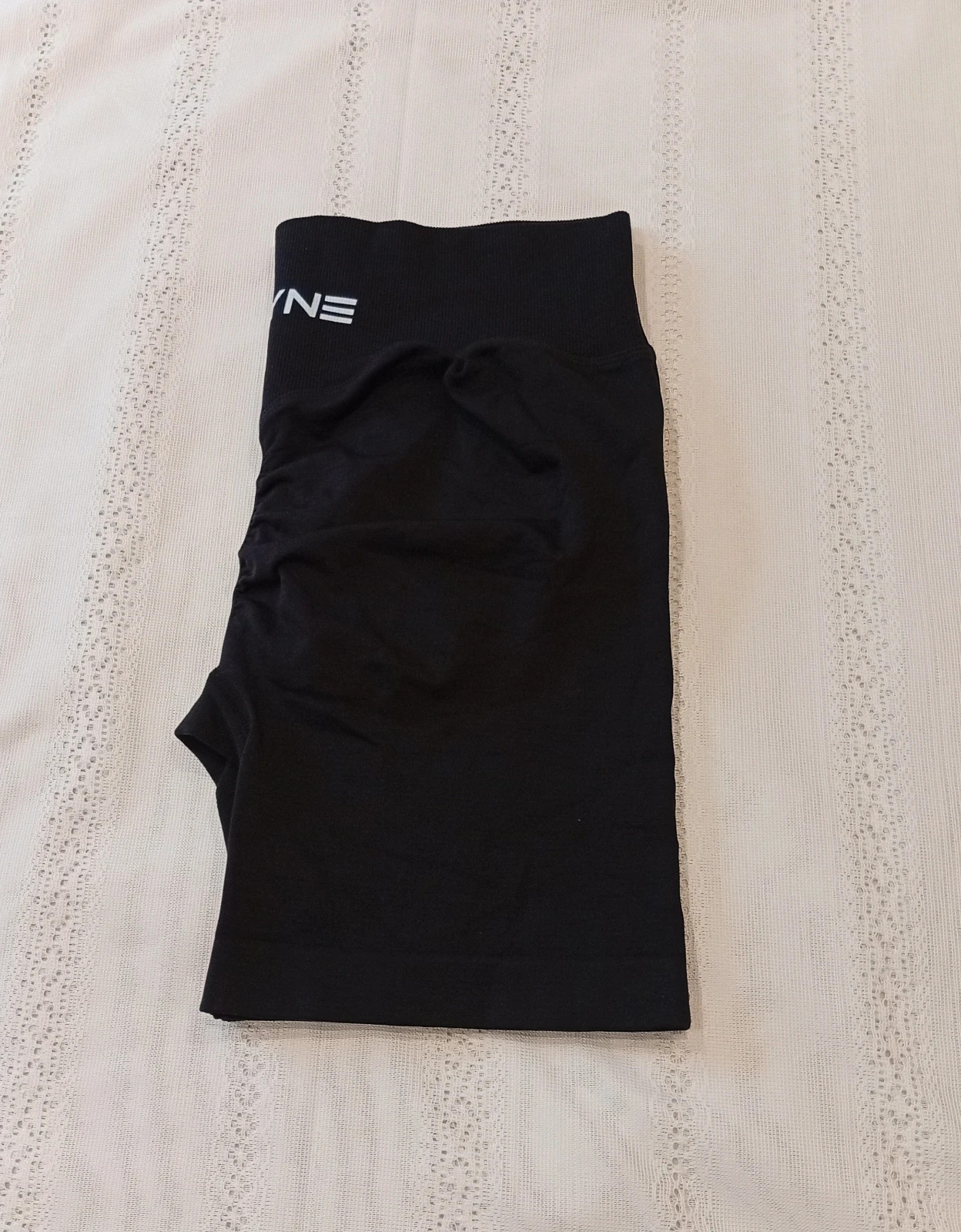 DFYNE Push-Up Sports Shorts – Size L – Amazon – taille L / 40 / 12 3