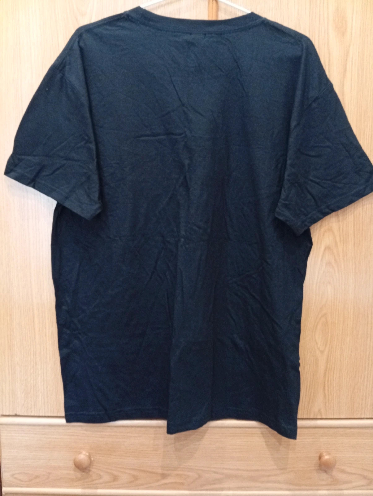 Black T-shirt with Medusa-style print Size M. – taille M 2