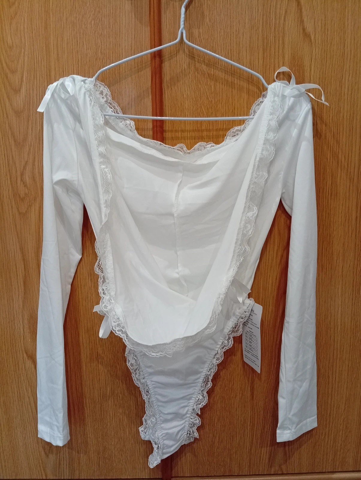 White hooded lace bodysuit – Size S-M – Local – taille S / 36 / 8 4