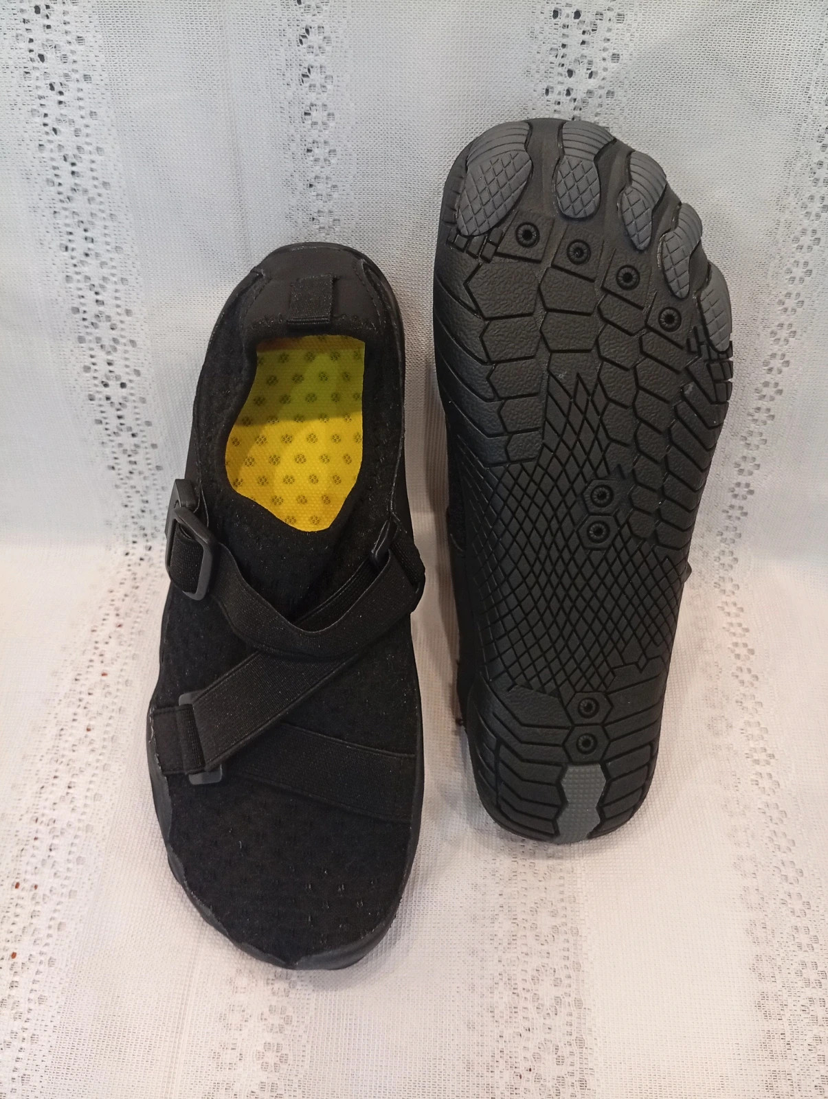 Black water shoes Perfect for the beach, pool, river, kayaking. – taille 35 2