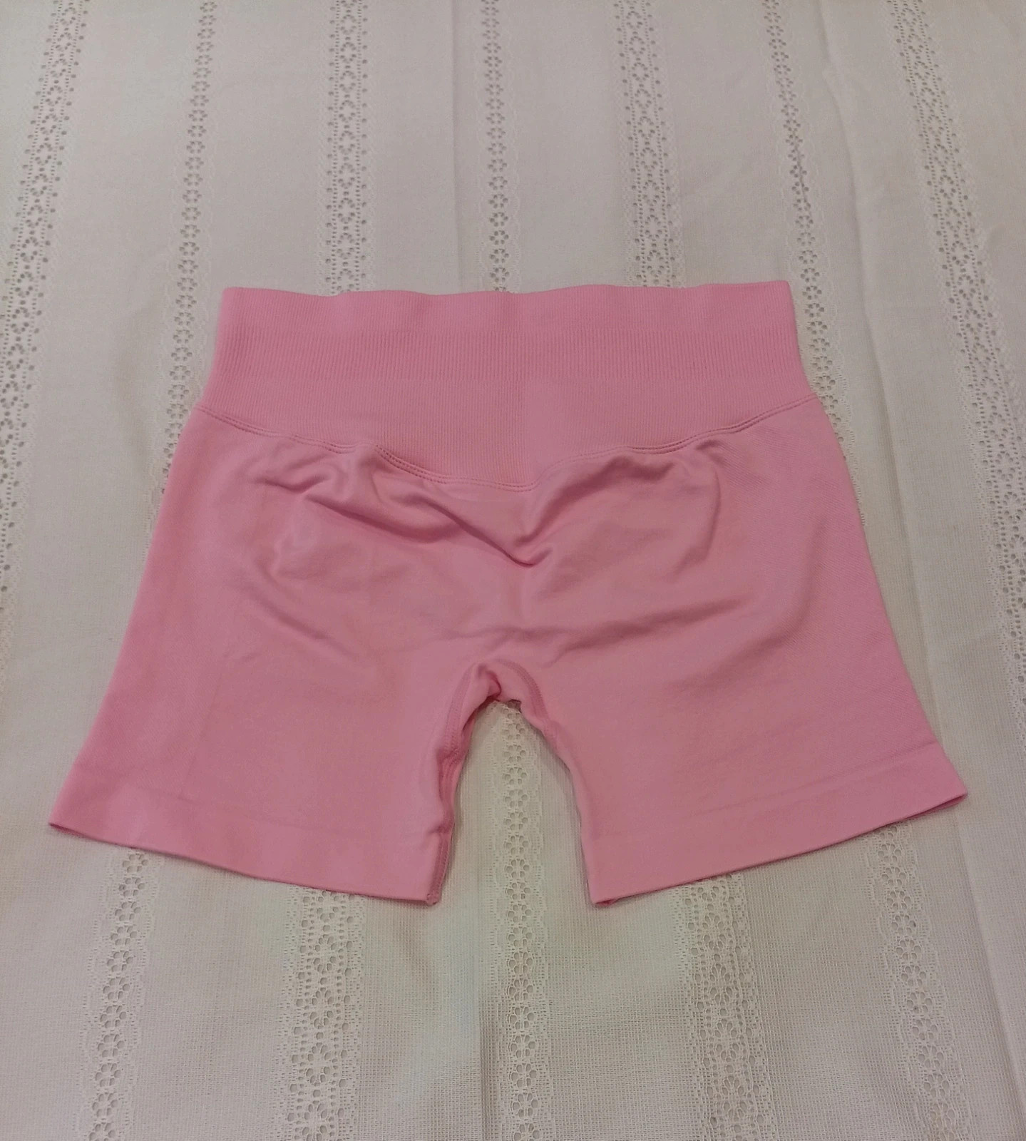 Dfyne Training Shorts – Size S Push-up. Soft, flexible, and flattering fit – Amazon – taille S / 36 / 8 2