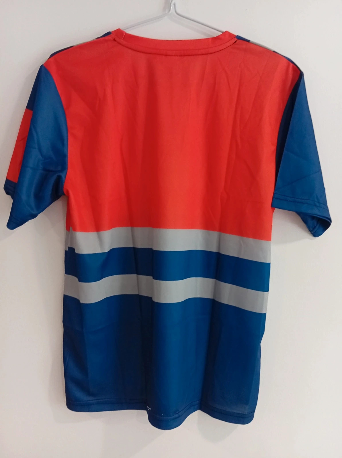 High visibility red and blue T-shirt. Perfect for work, construction, warehouse, logistics . – Local – taille M 2