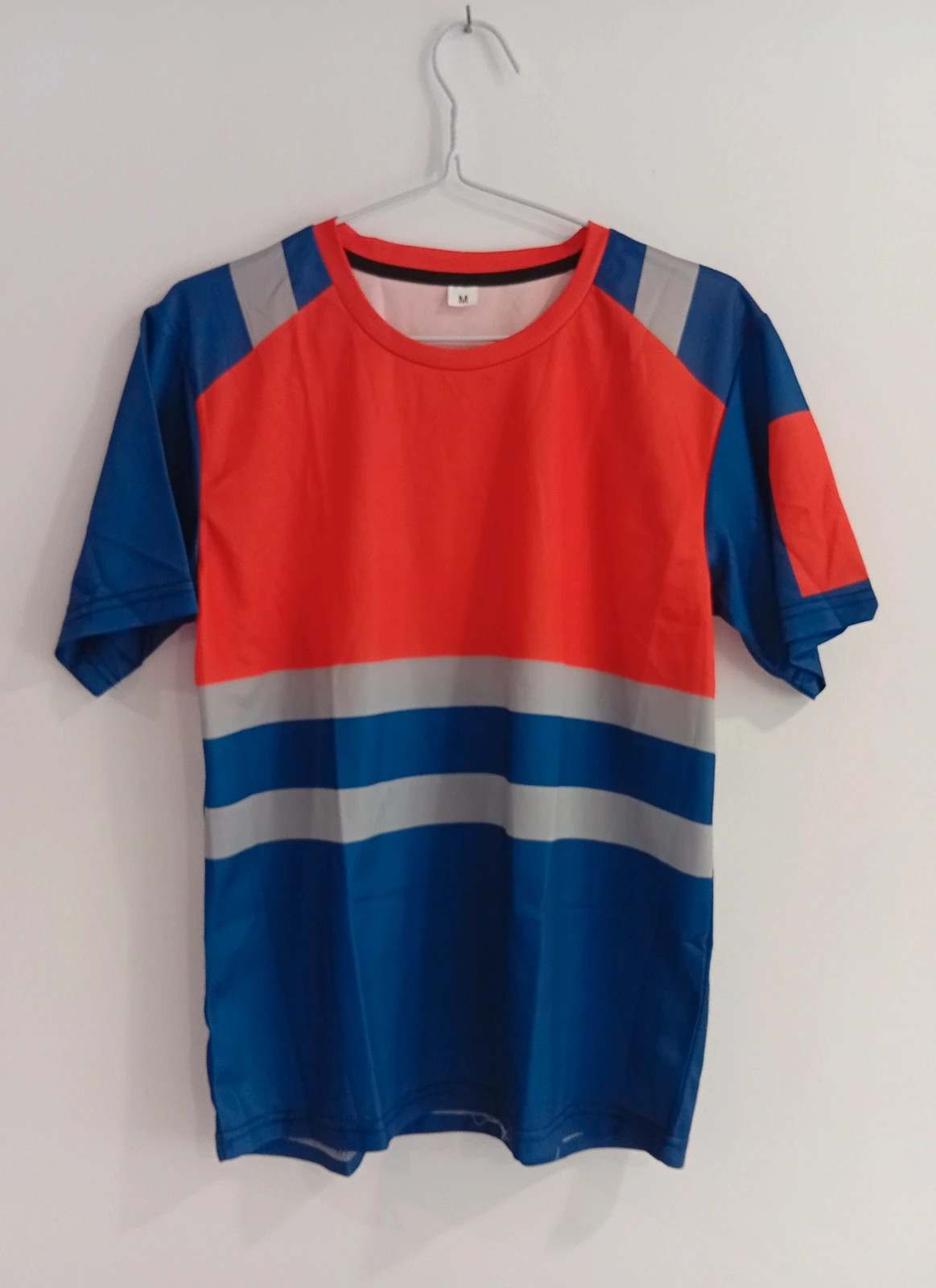 High visibility red and blue T-shirt. Perfect for work, construction, warehouse, logistics .
