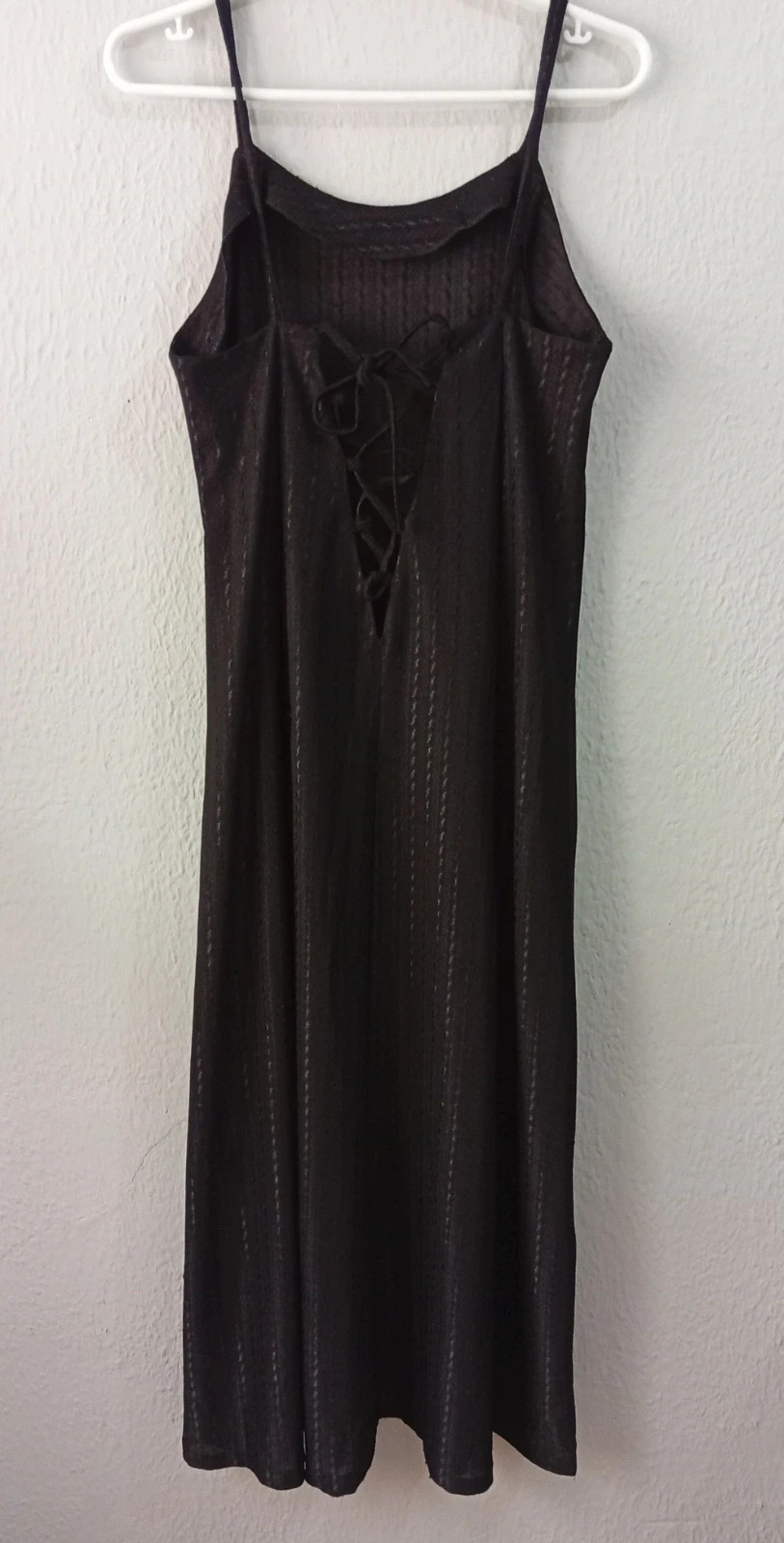 Black vintage dress with back adjustment Perfect for casual, elegant or Y2K vintage looks. – Local – taille L / 40 / 12 3