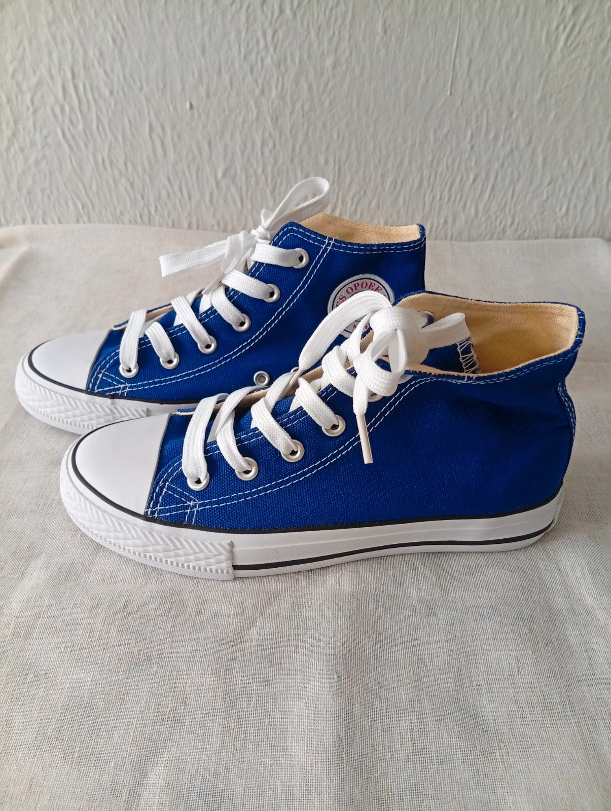 Electric blue Converse-style sneakers Size 35-36 Perfect for casual outfits – taille 35 2