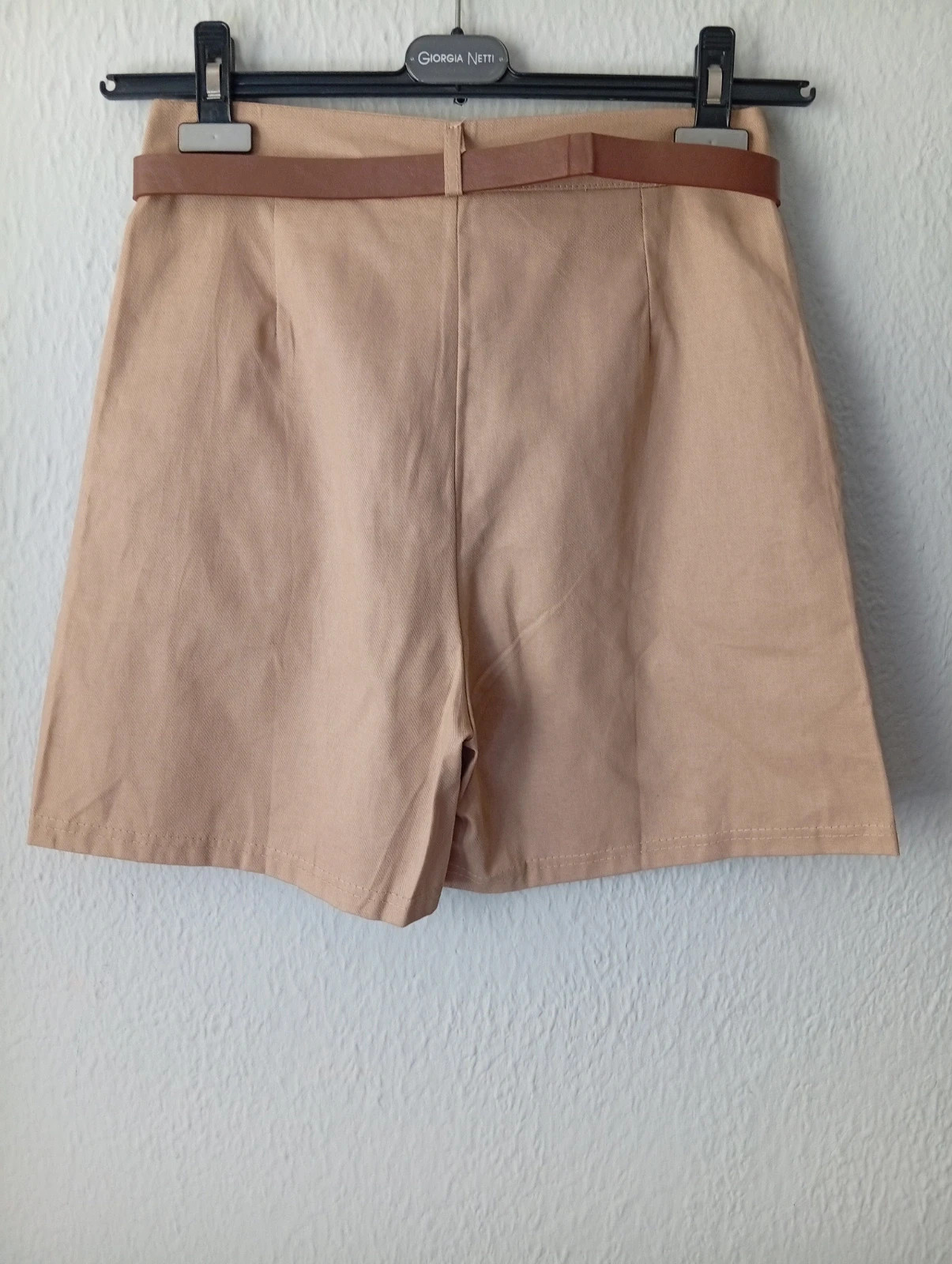Beige shorts with belt for women Size S. Comfortable and easy to style – taille S / 36 / 8 2