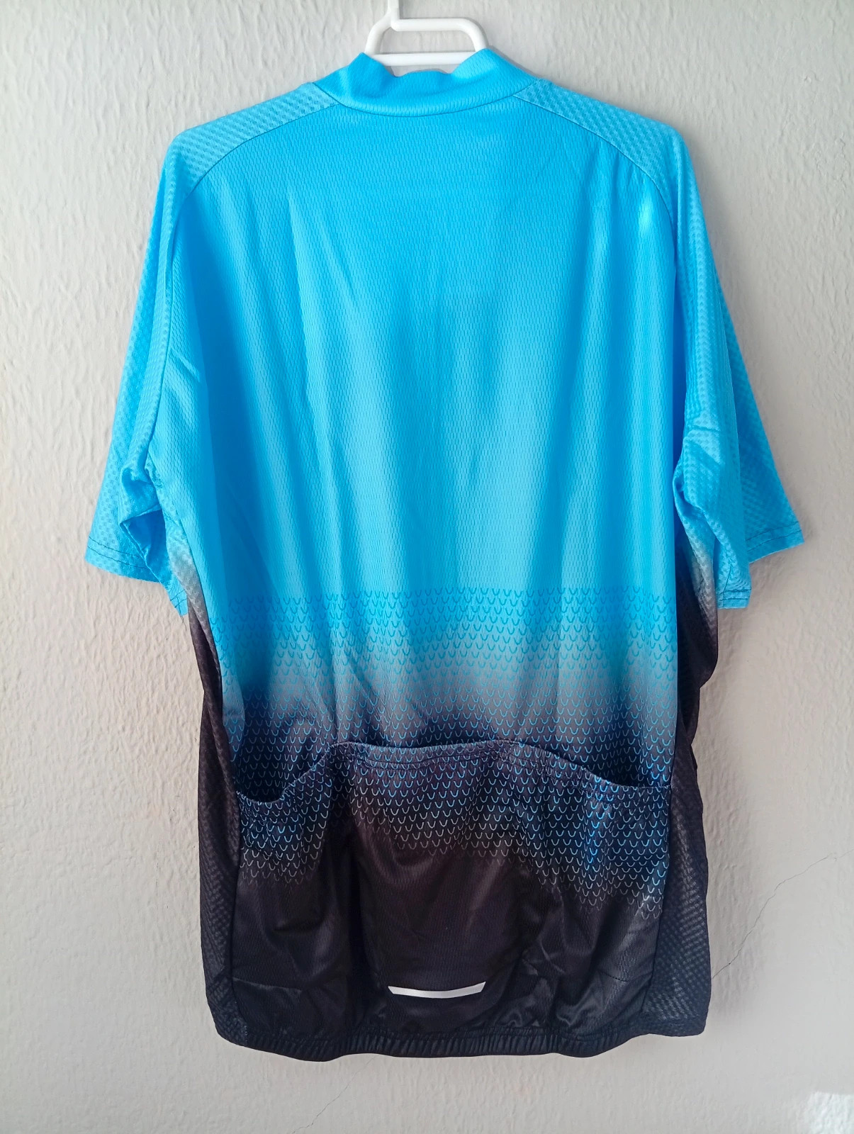 Sports/cycling jersey in blue gradient Size XXXL but runs small (fits more like XL/XXL) – raudax – taille XXL 2